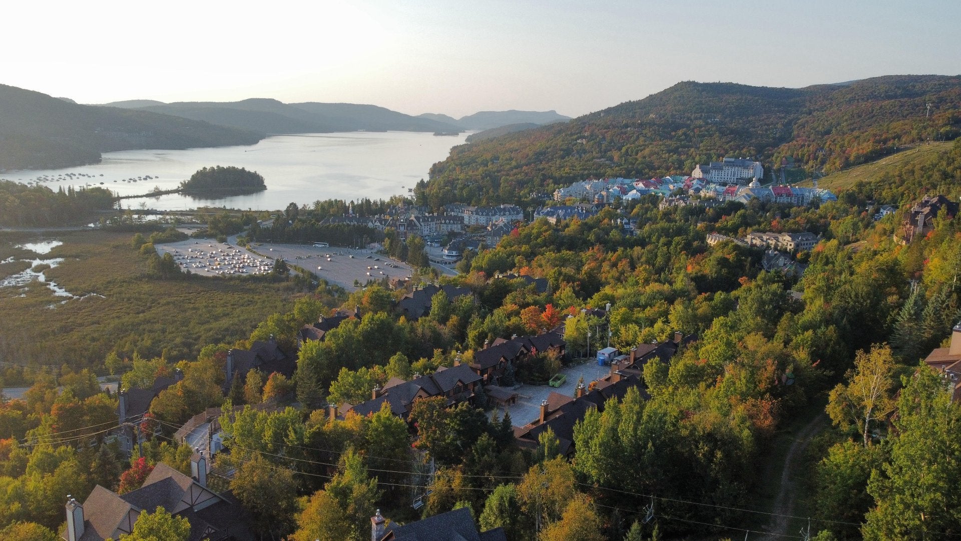 Ski In-Ski Out Townhouse with Views of Lac Tremblant