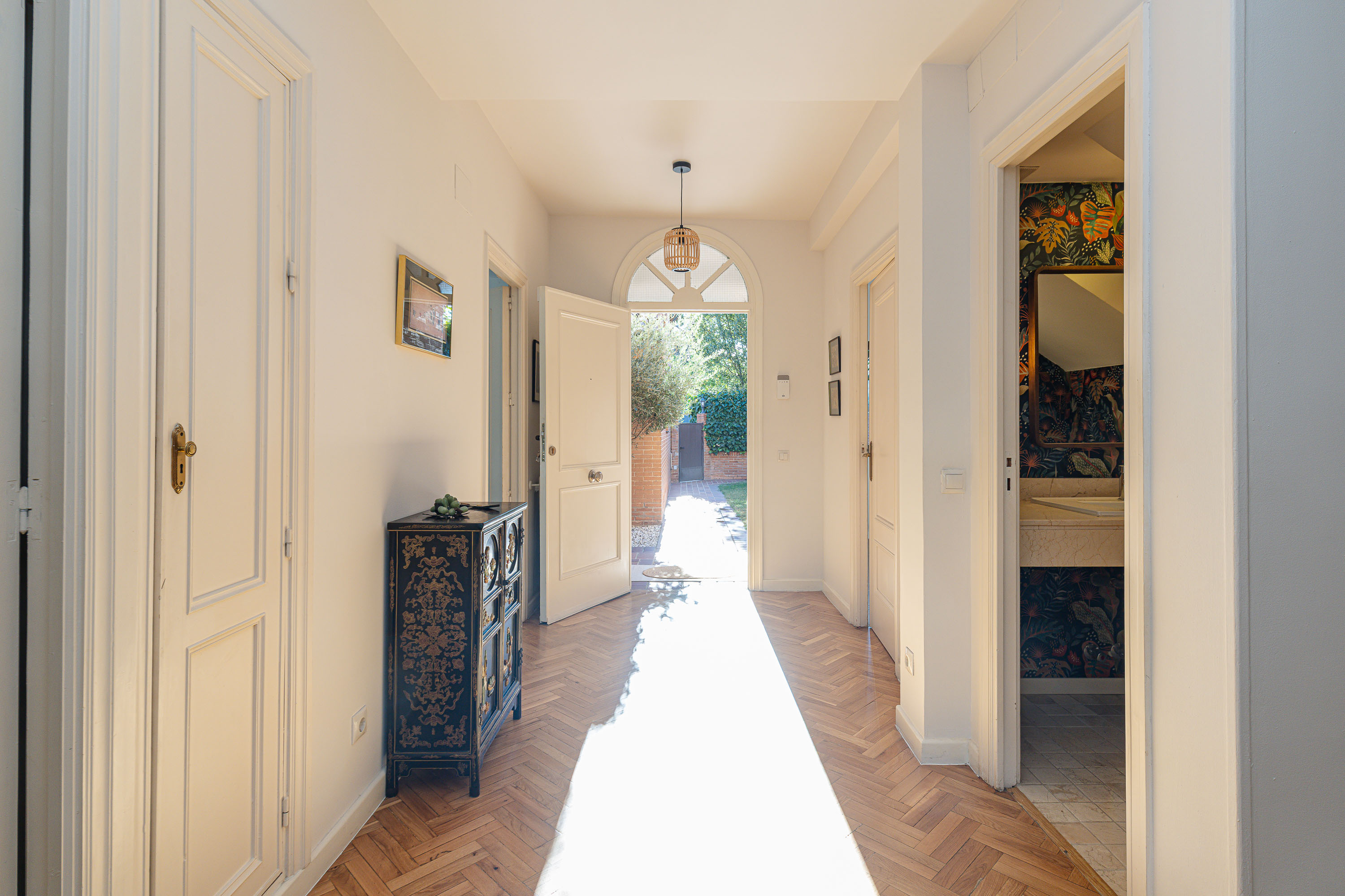 Designer chalet in Las Rozas: Space, light, and complete privacy
