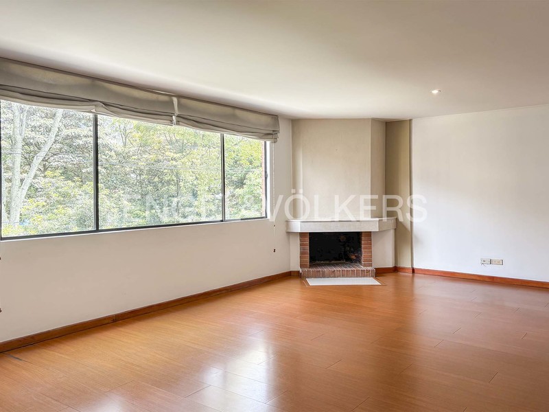 Iluminado apartamento para venta en Santa Paula