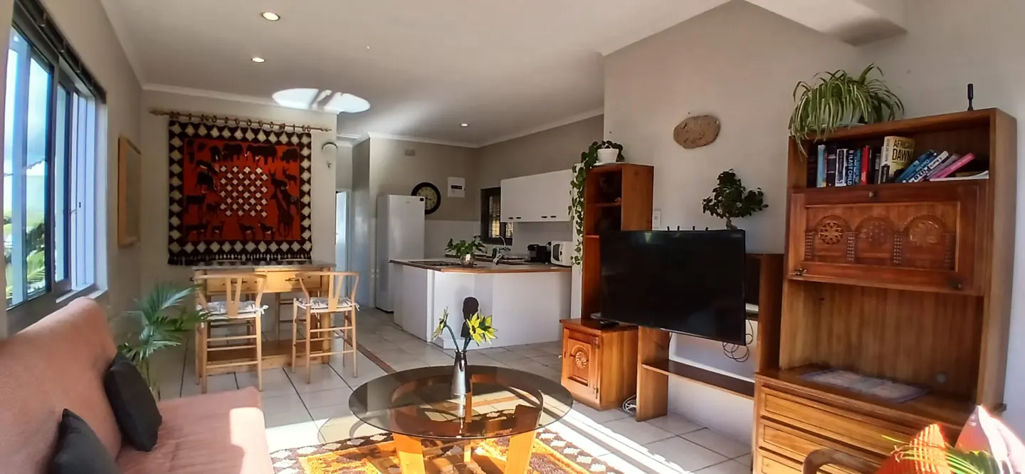 Living and dining area