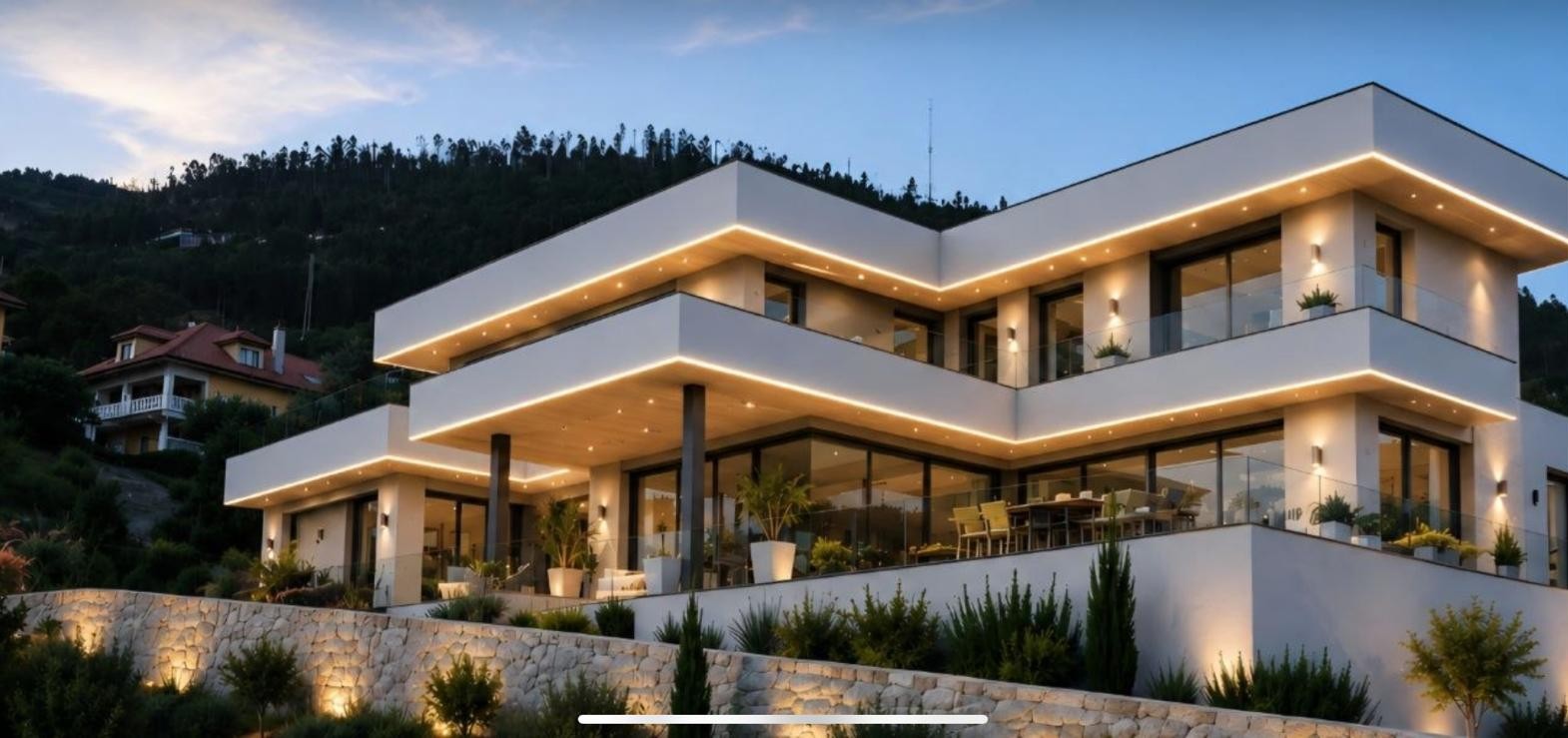 Exclusive new-build chalet on the slopes of Mount Naranco: contemporary architecture, privileged views.