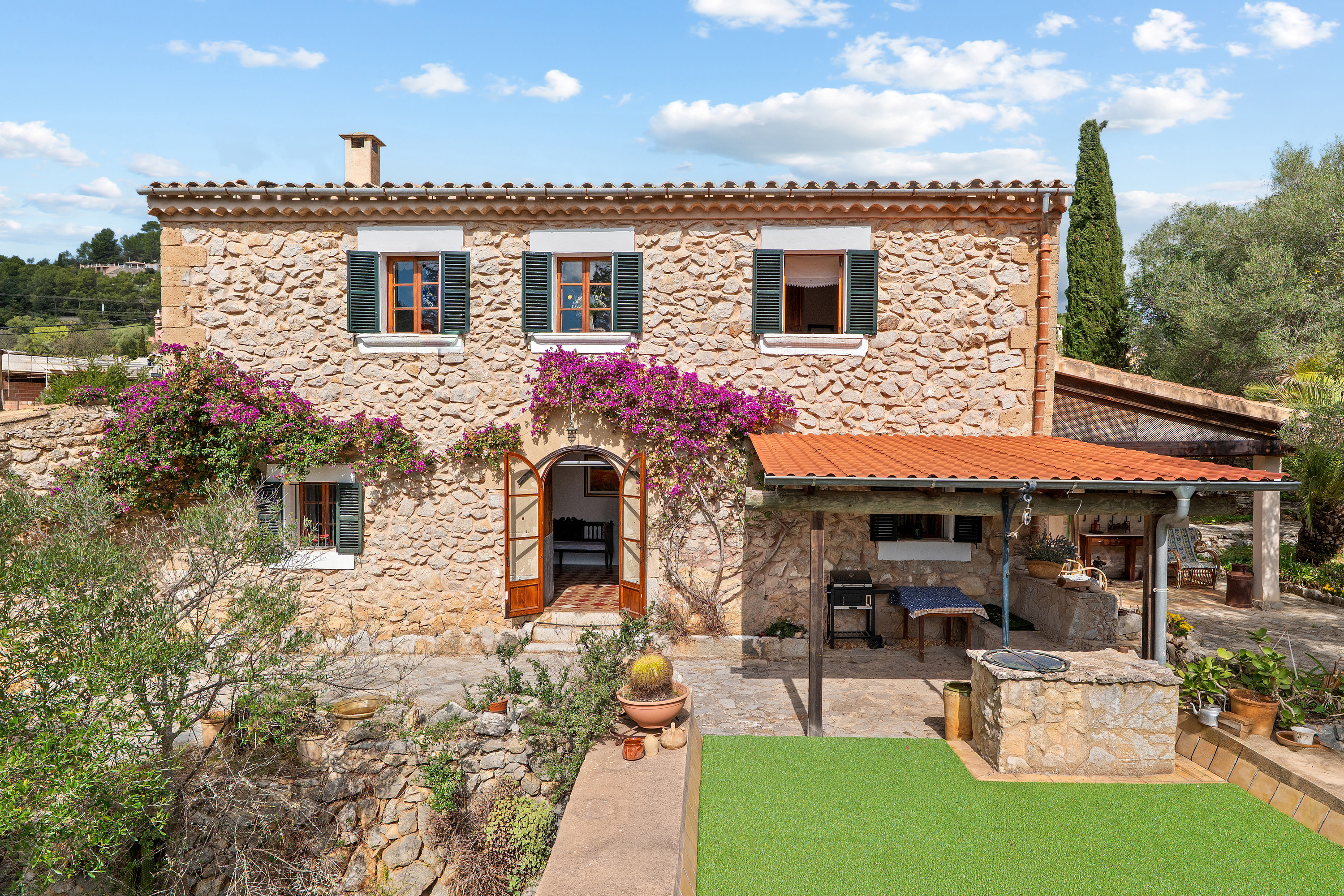 Authentic Mallorcan home in the picturesque village of Galilea