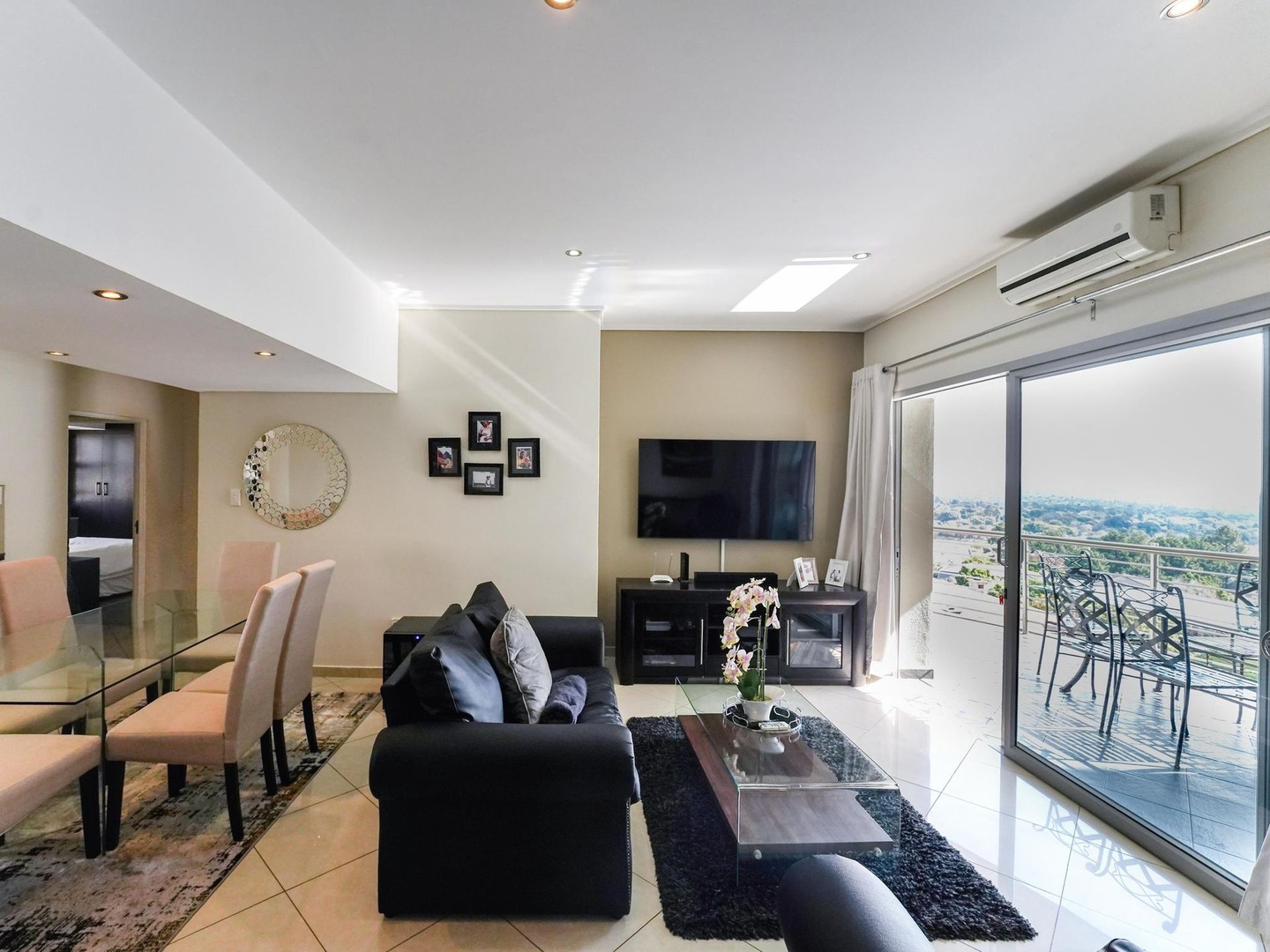 Fully Furnished 2-Bedroom Corporate Apartment to Rent in Morningside