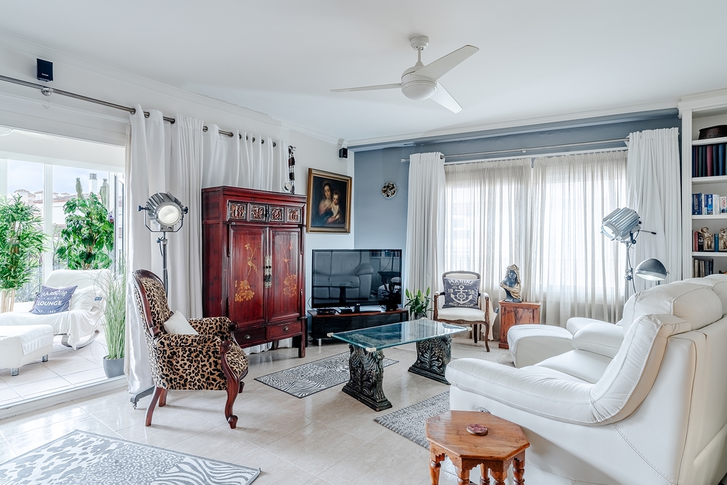 Geräumige Wohnung im Zentrum von Moraira