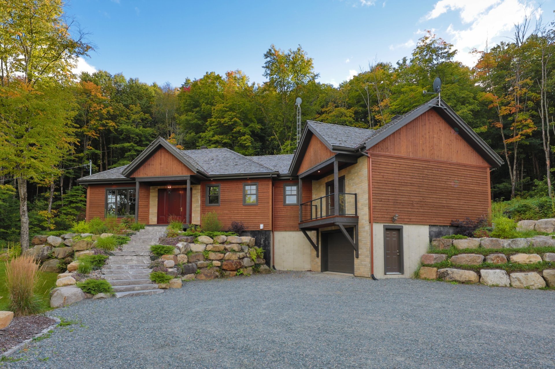 Splendid property with a view on the Royal Laurentien golf