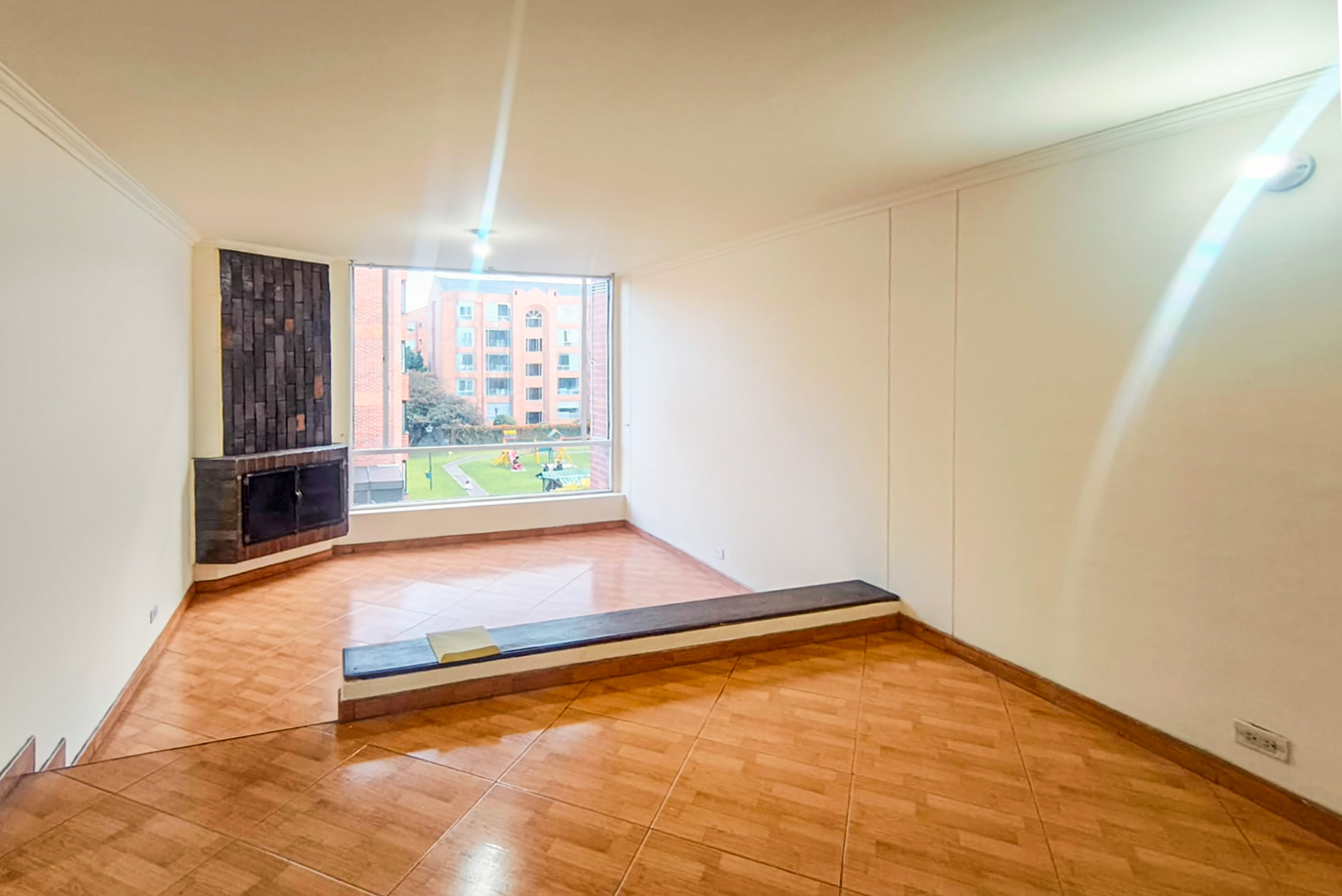 Amplio apartamento para venta en Mazurén