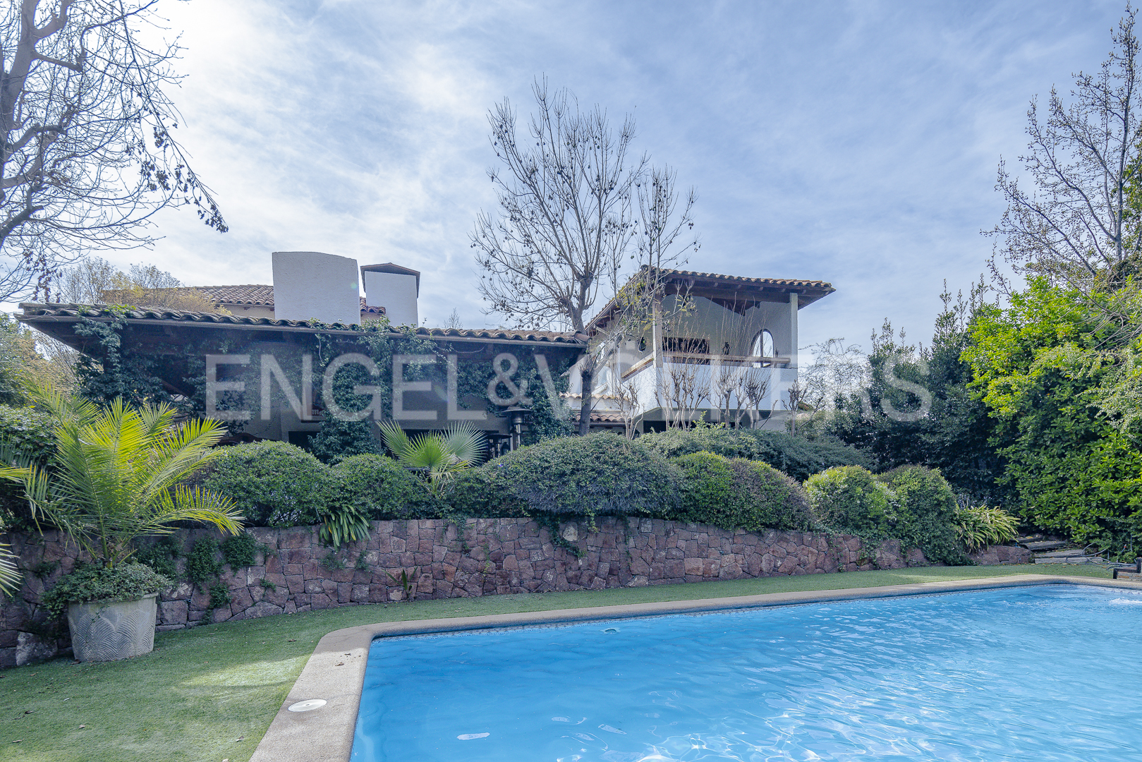 Caminable al Colegio Santiago College