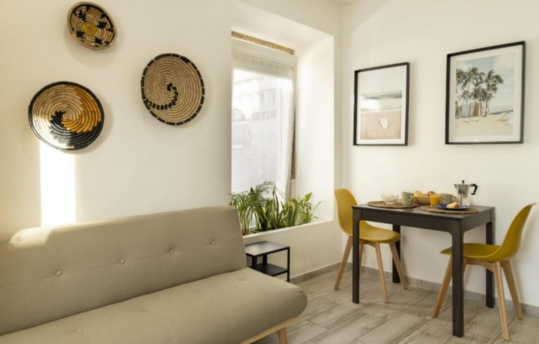 Apartamento T1, com vista para a Baía do Seixal – Arrendamento