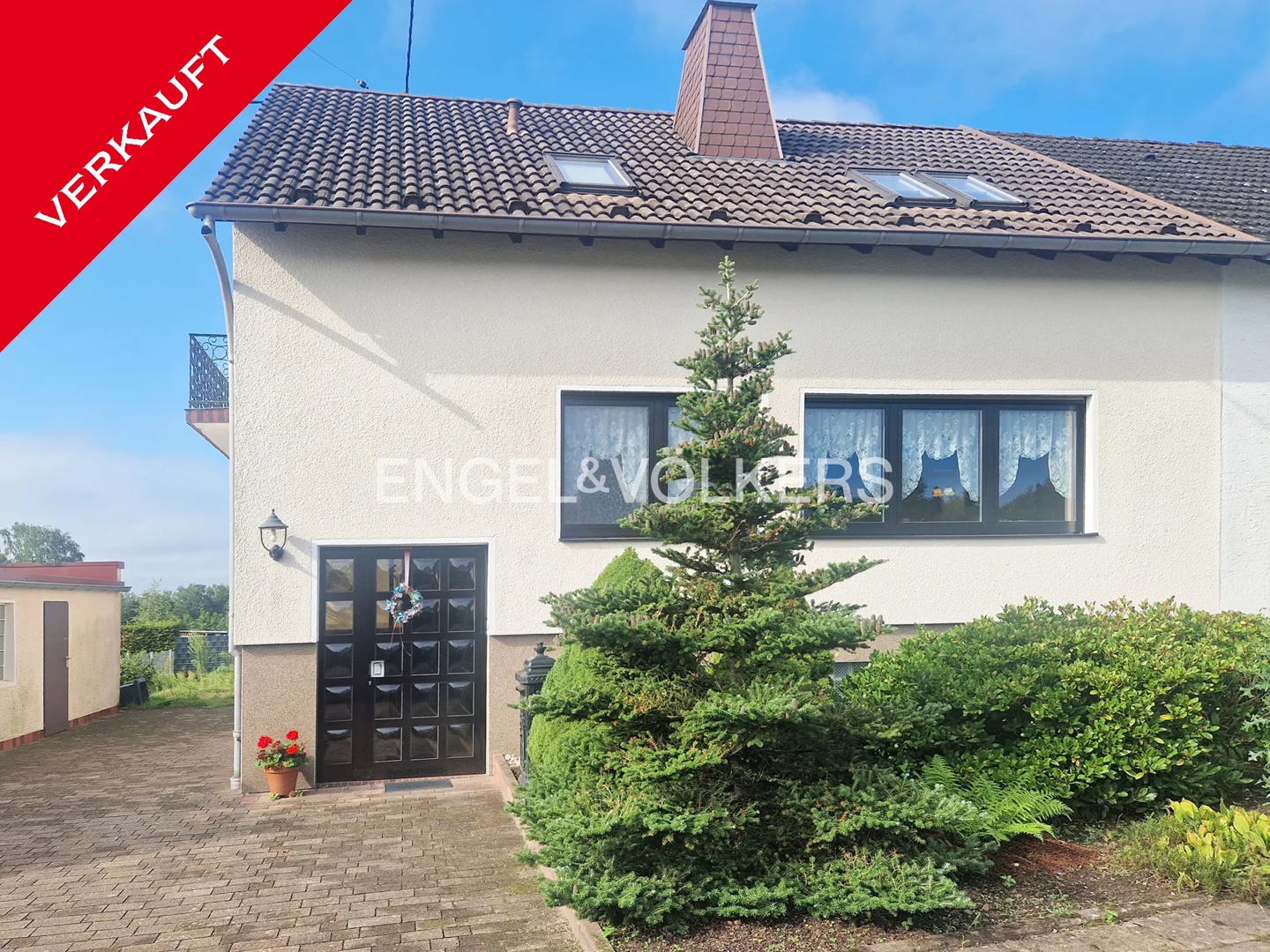*verkauft* Einseitig angebautes Einfamilienhaus in Schwalbach-Elm