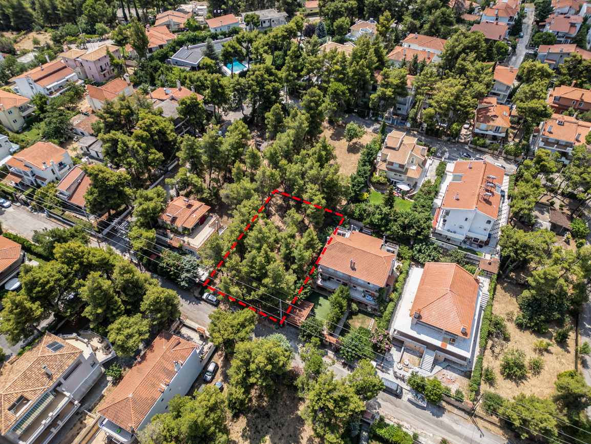 676 sq.m. plot in a prime location in Anoixi