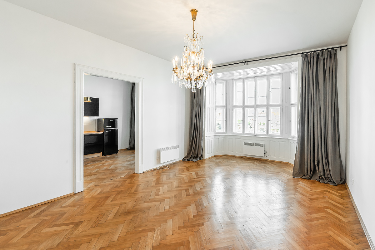 Pronájem bytu 2+kk, 68 m², Janáčkovo nábřeží, Praha - Smíchov