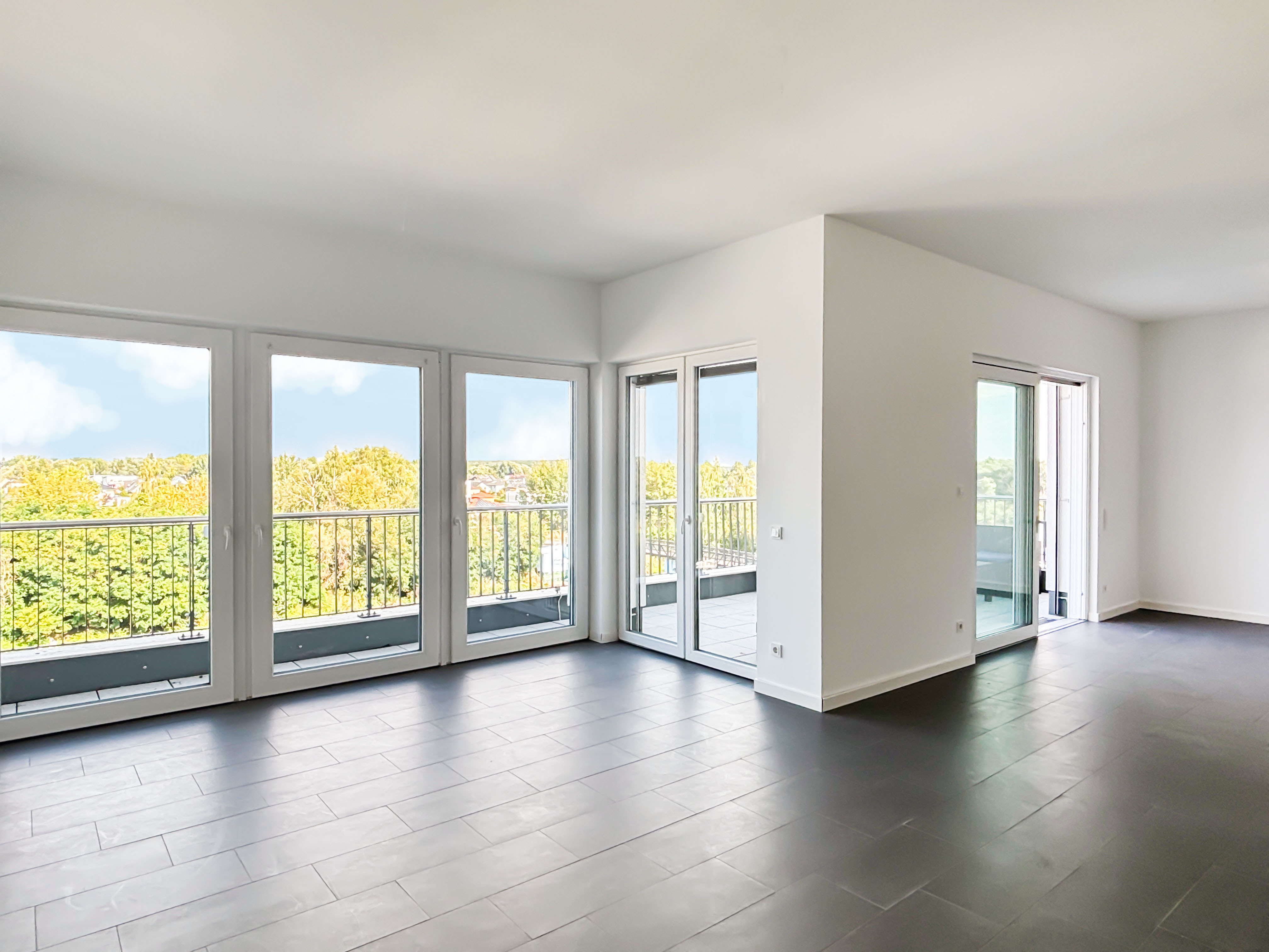 Lichtdurchflutete 3-Zimmer-Residenz mit Wasserblick