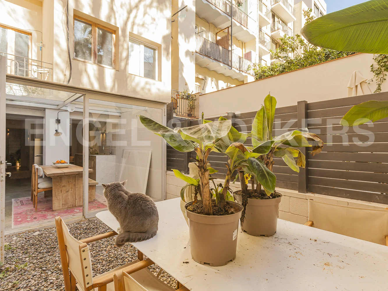 Designer duplex with garden on Avinguda Diagonal