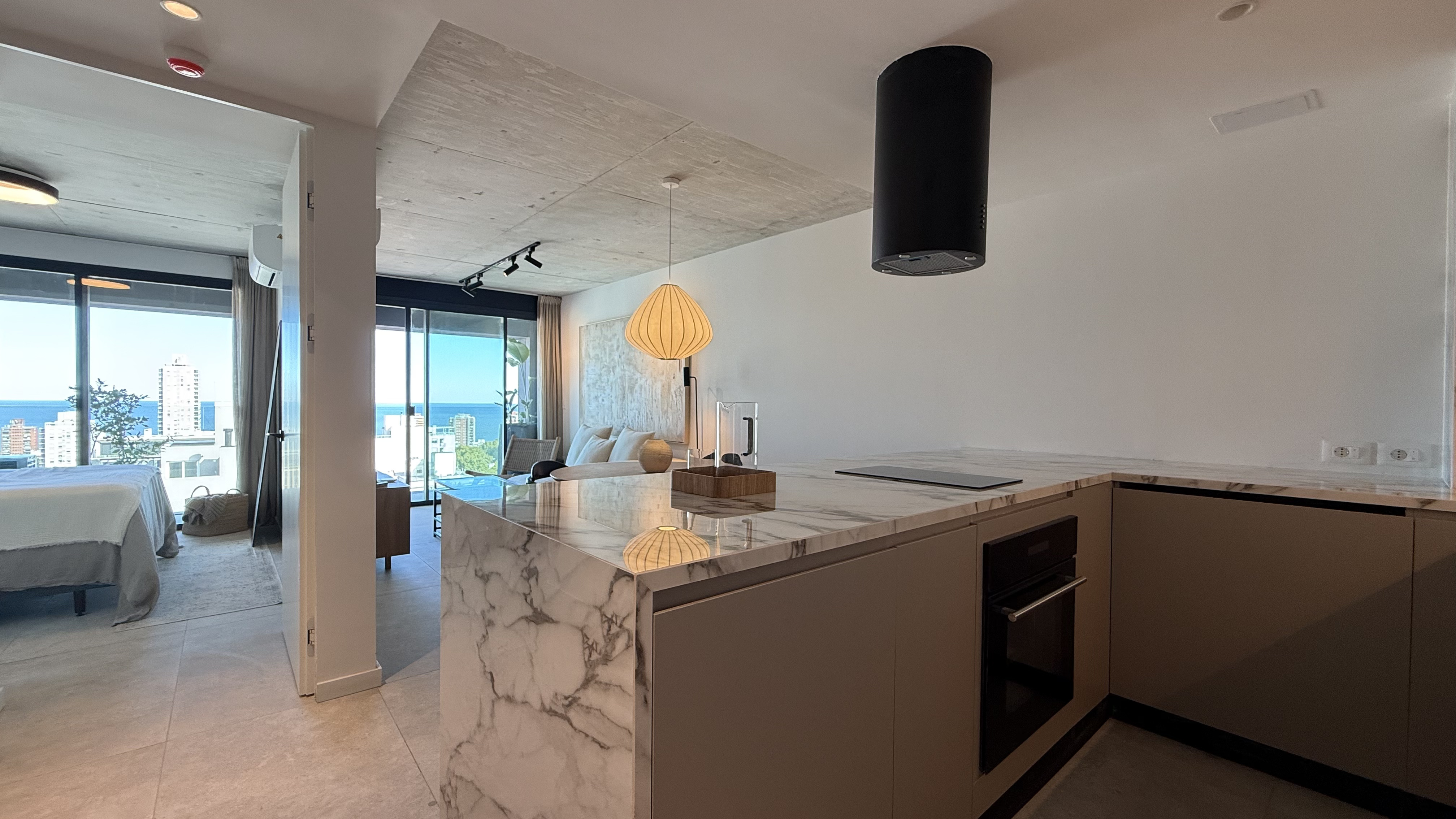 Beautiful 1-bedroom unit with a view at BRUSCO
