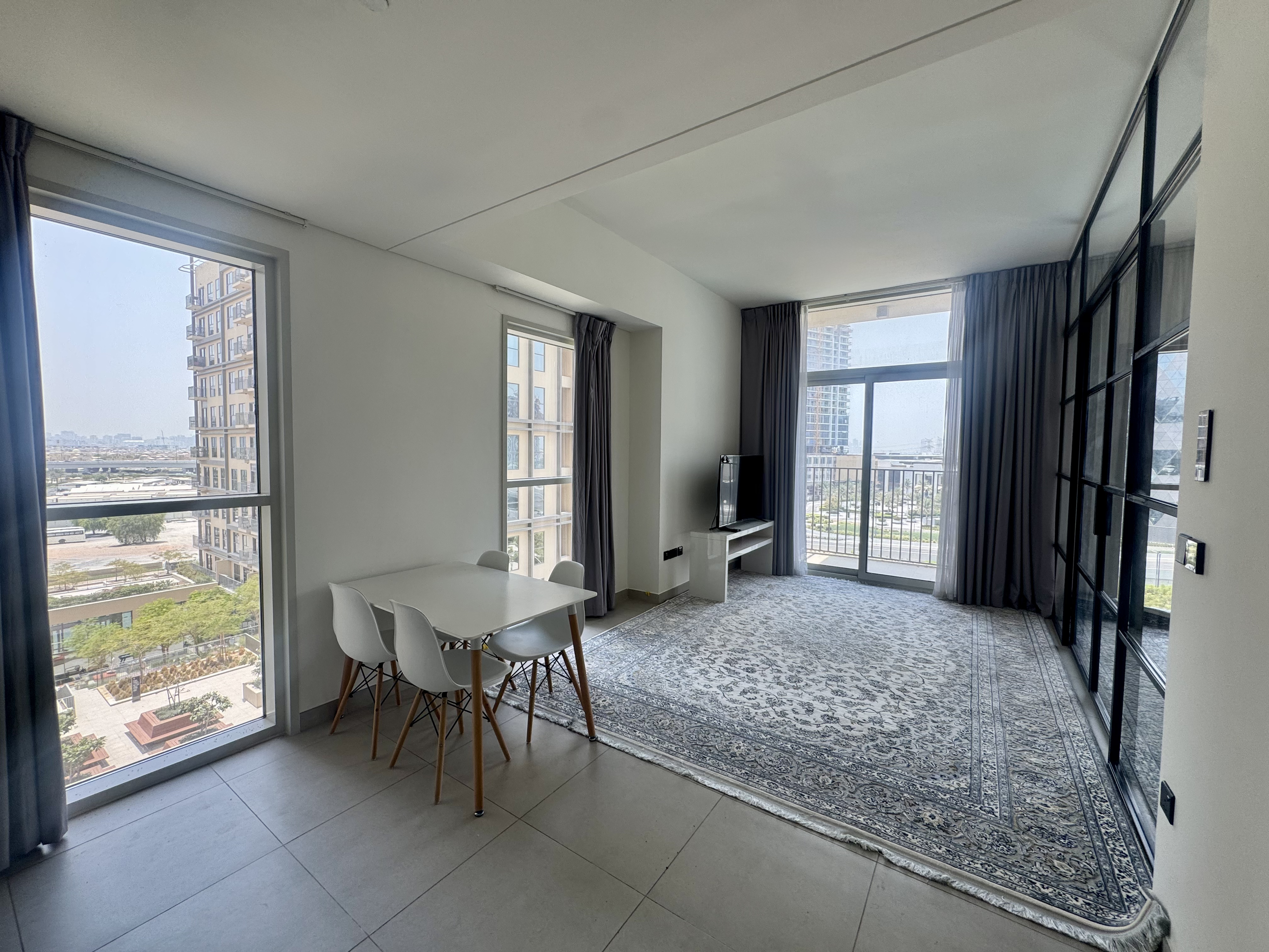 Vacant  | Pool View | Furnished