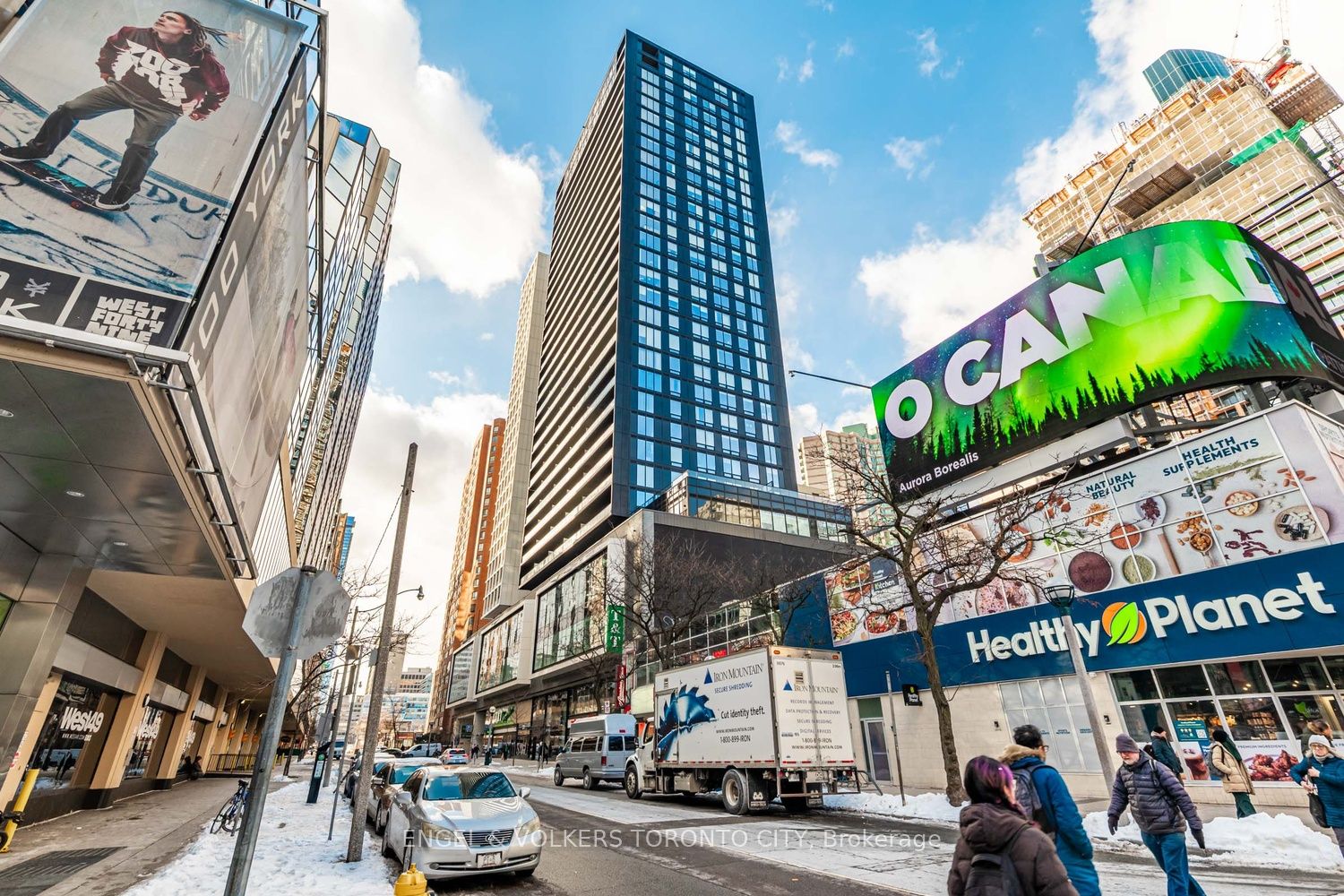Prestigious Panda Condos in the Heart of Downtown Toronto