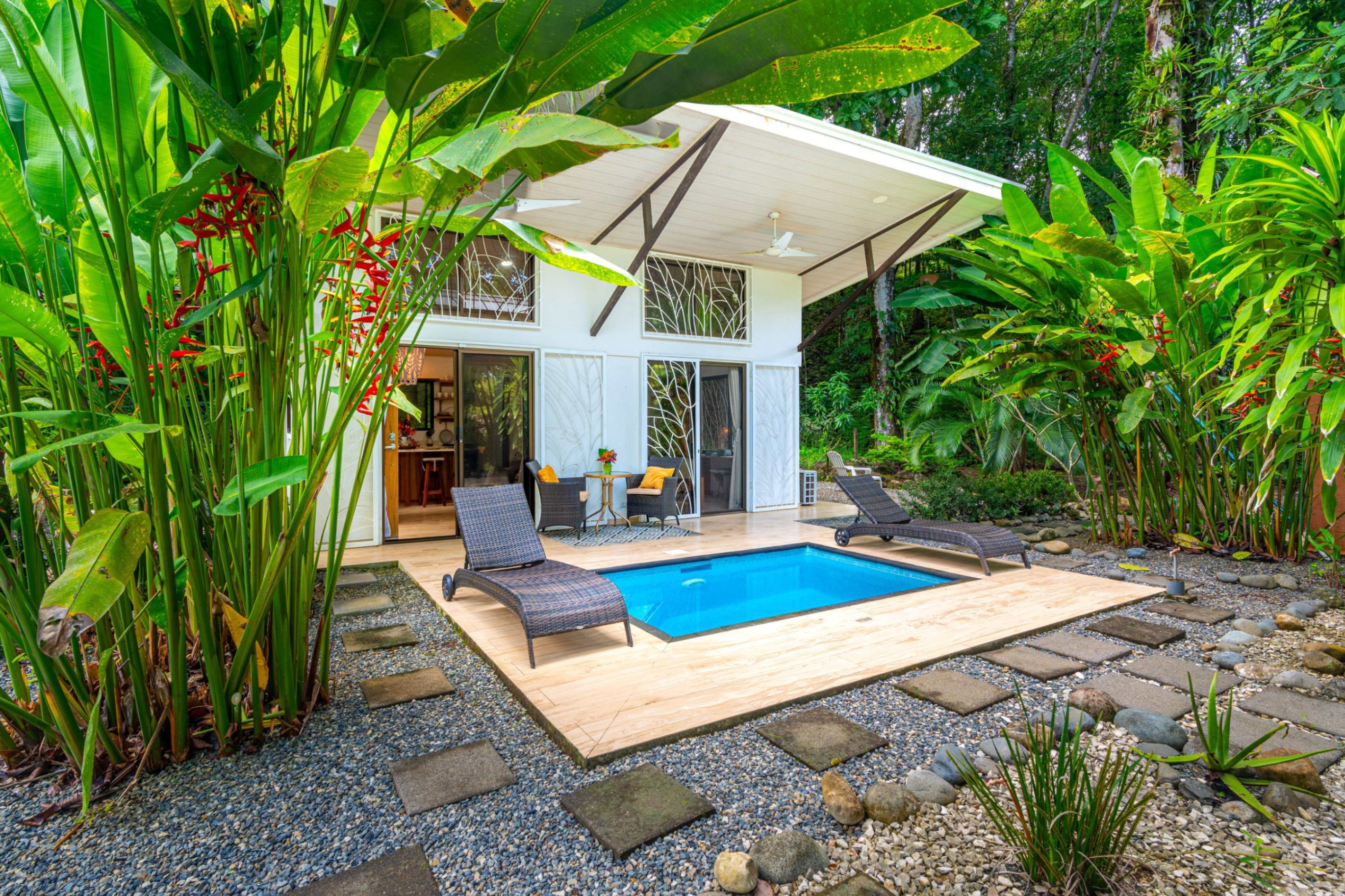Tropical Modern Casita with Saltwater Pool