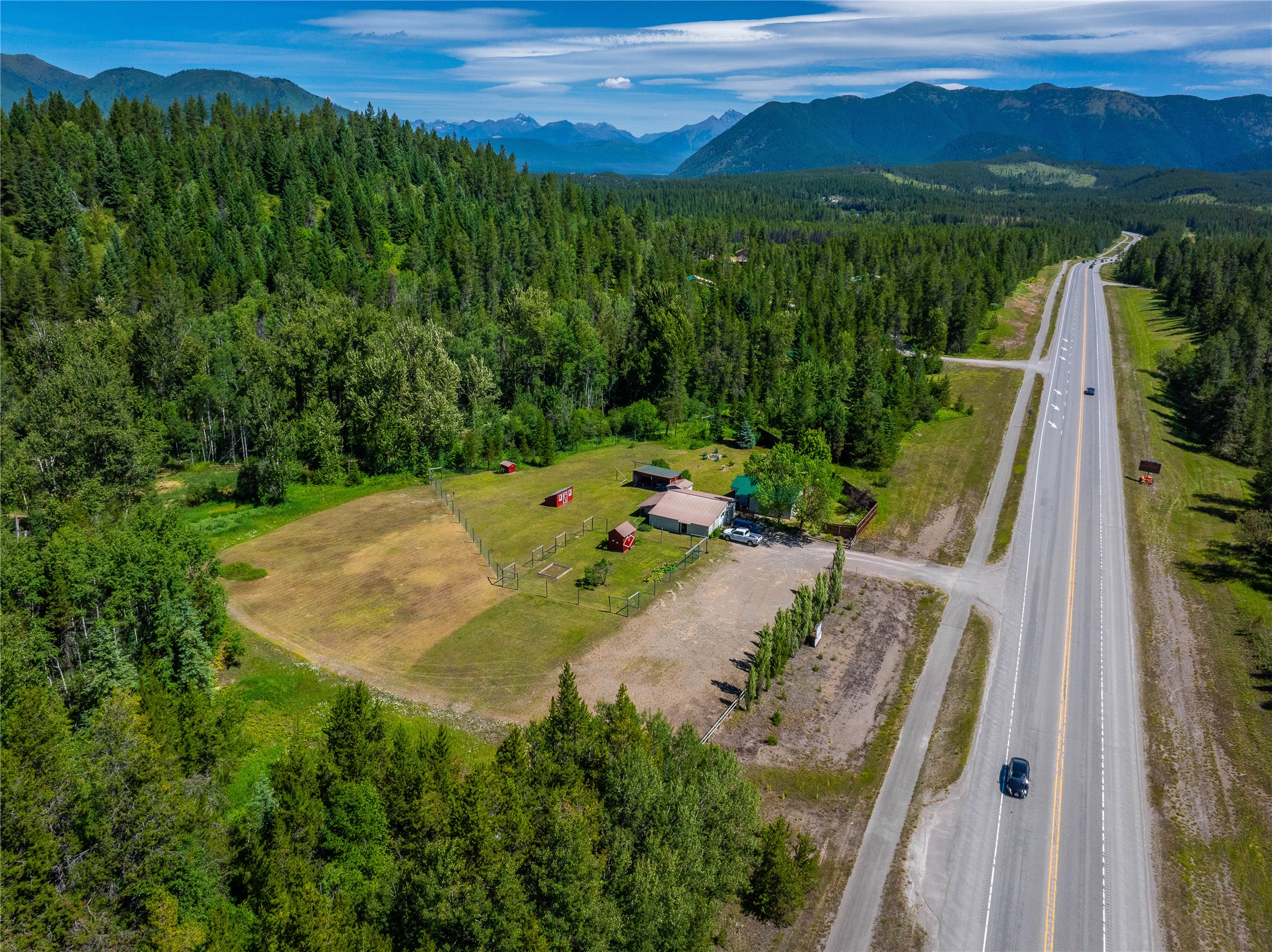 Well-Maintained Home Close to Glacier National Park