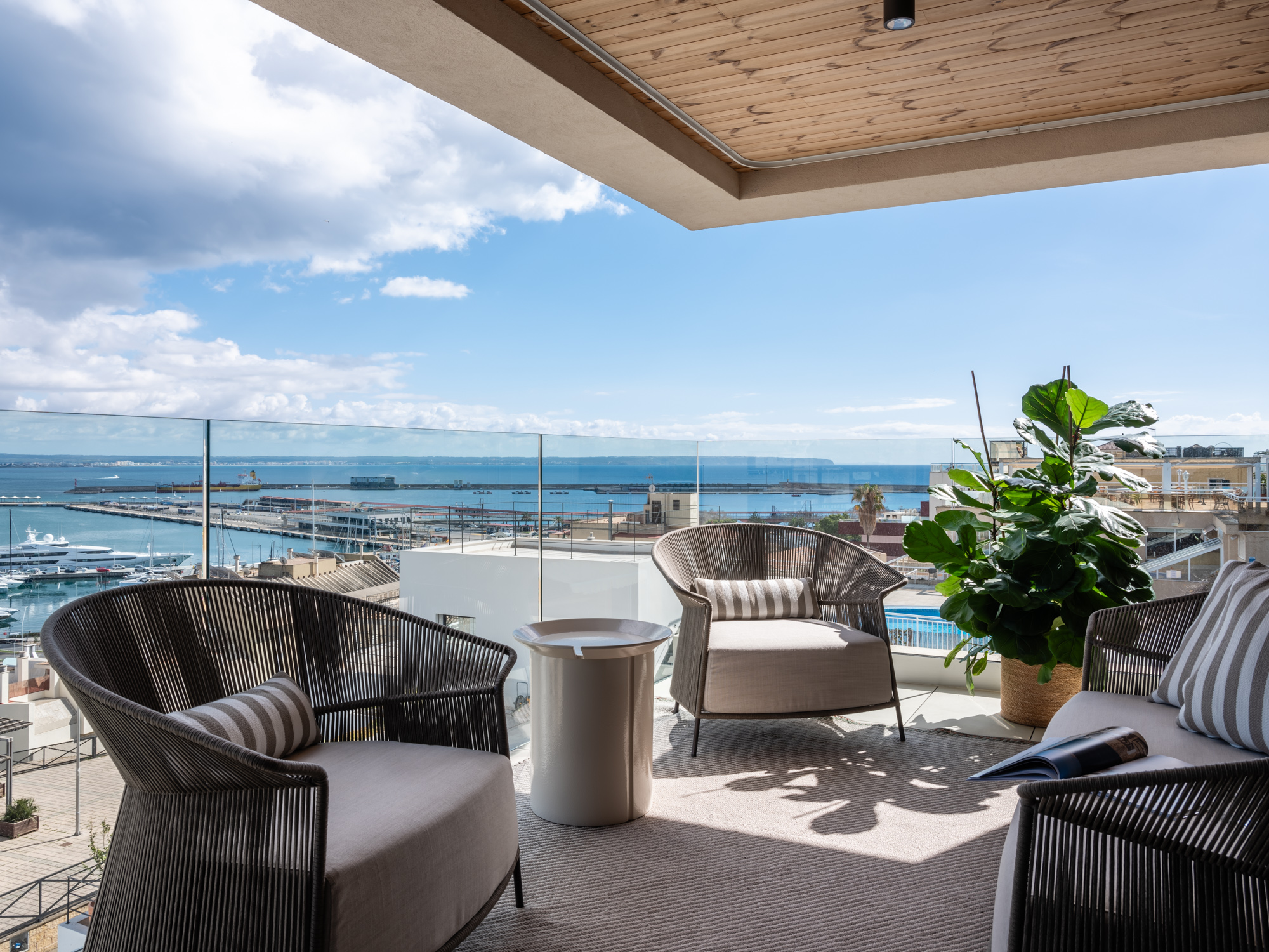 Fantastic newly built apartment with sea views in Palma