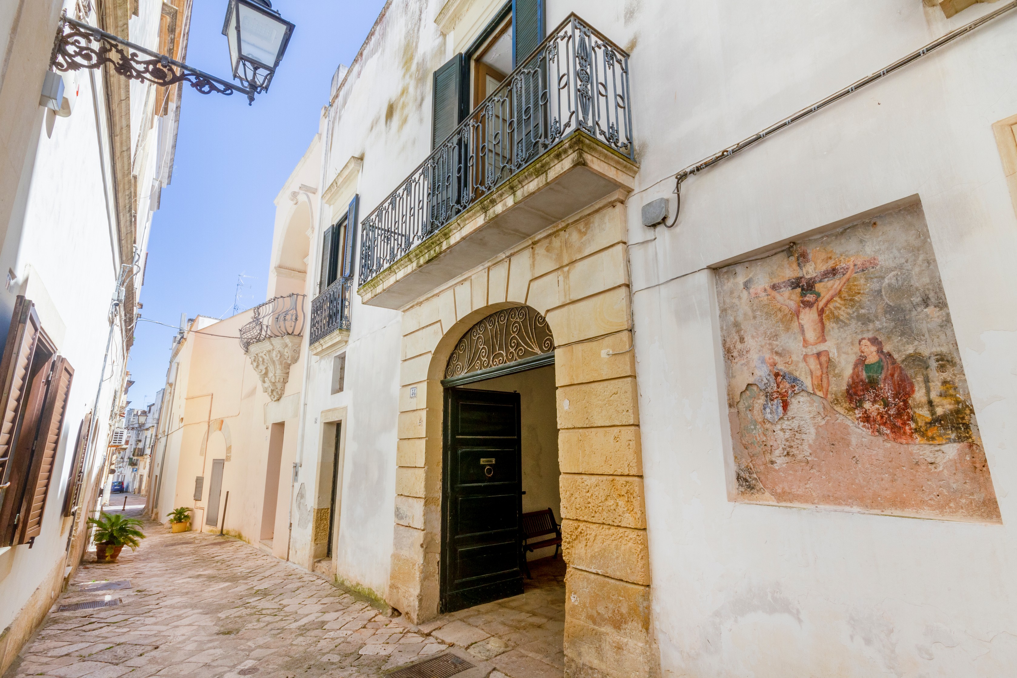 Palazzo Stasi, noble house on three levels