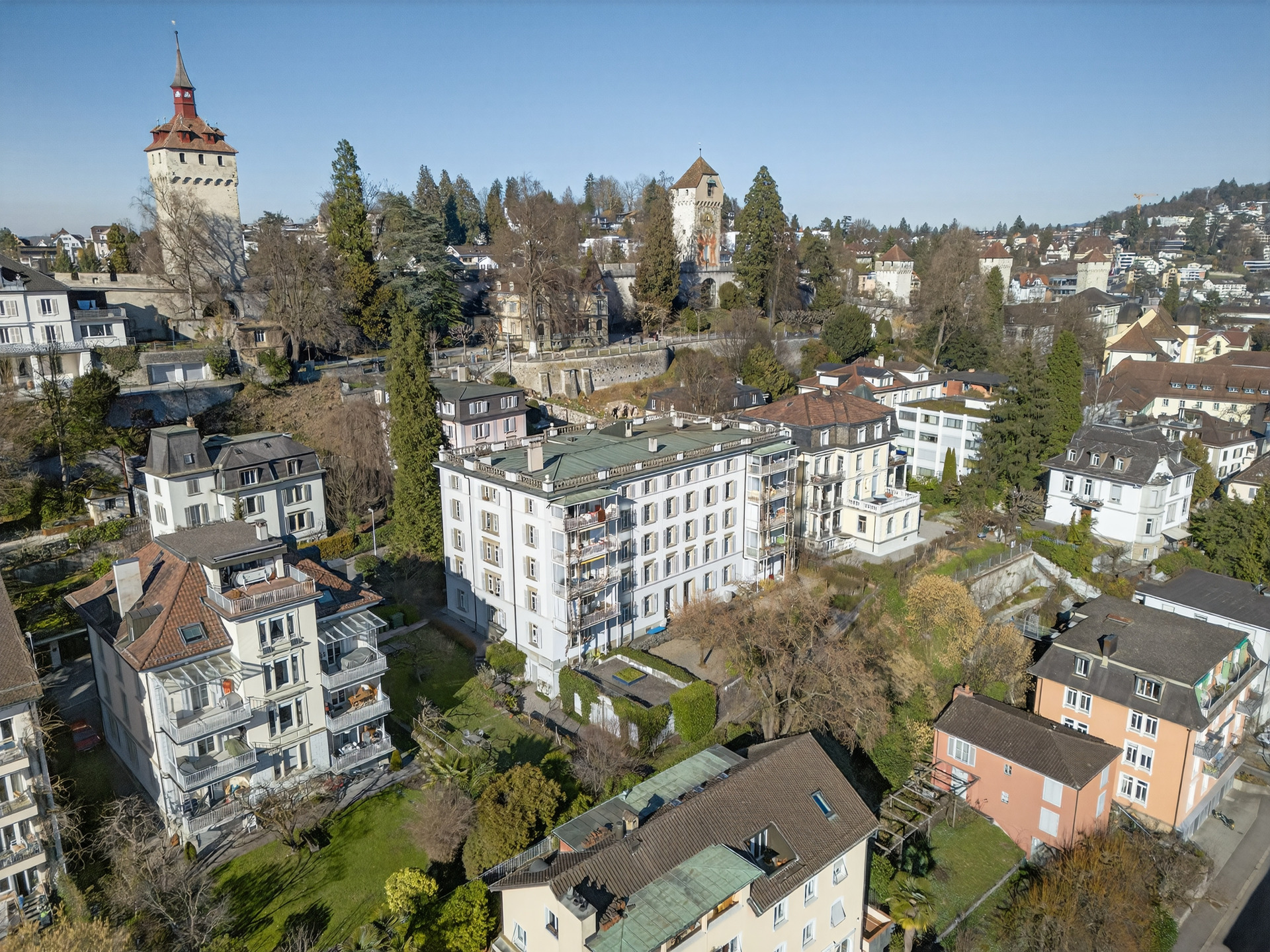 Weitsicht & Grosszügigkeit: 7 Zimmer Wohnung im Herzen der Stadt Luzern
