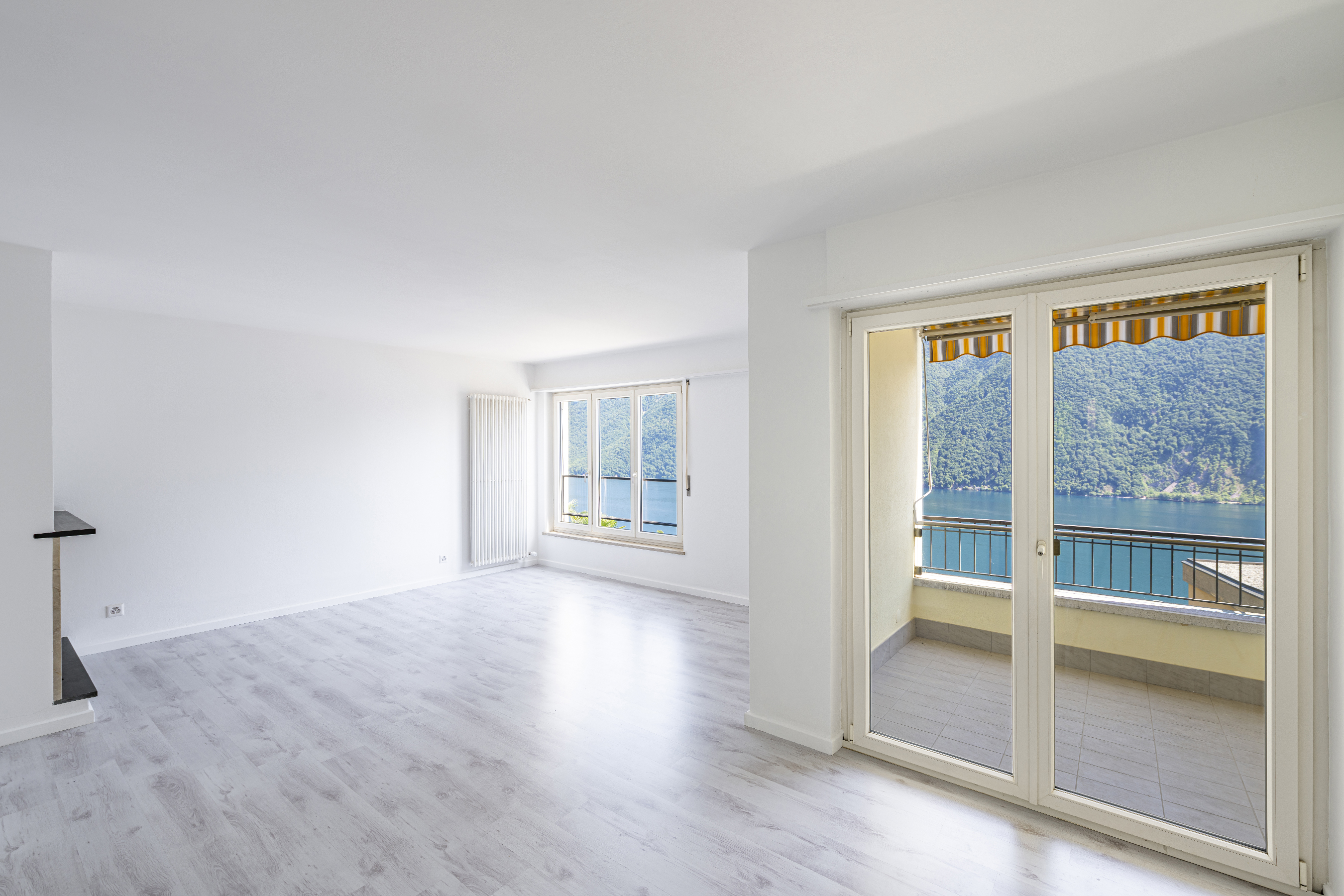 Lake view in Castagnola – Renovated semi-detached house