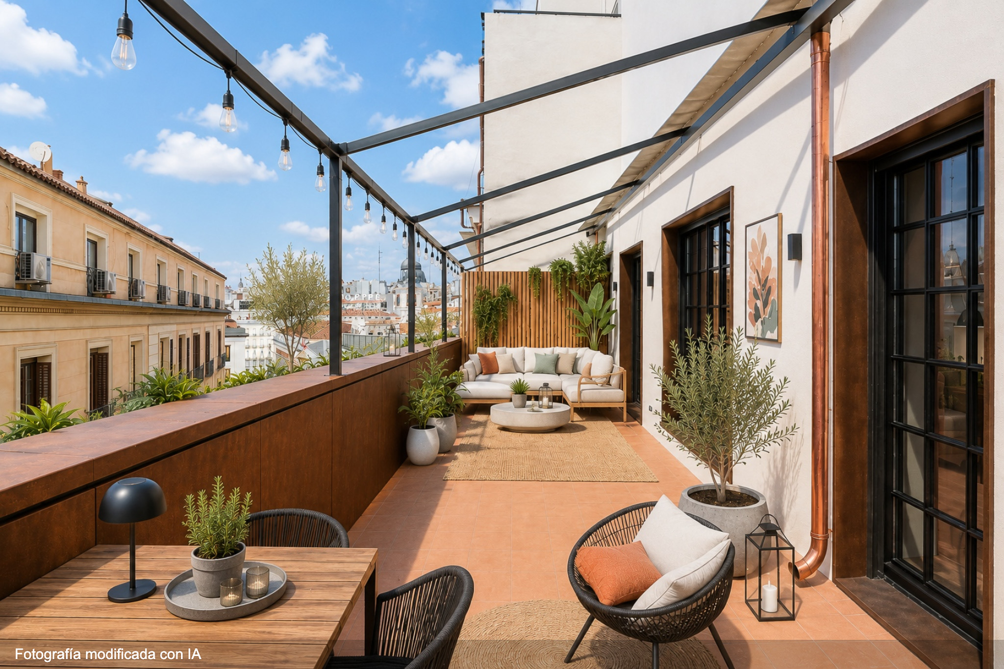 Exclusive Modern Luxury Apartment with Terrace in central Madrid