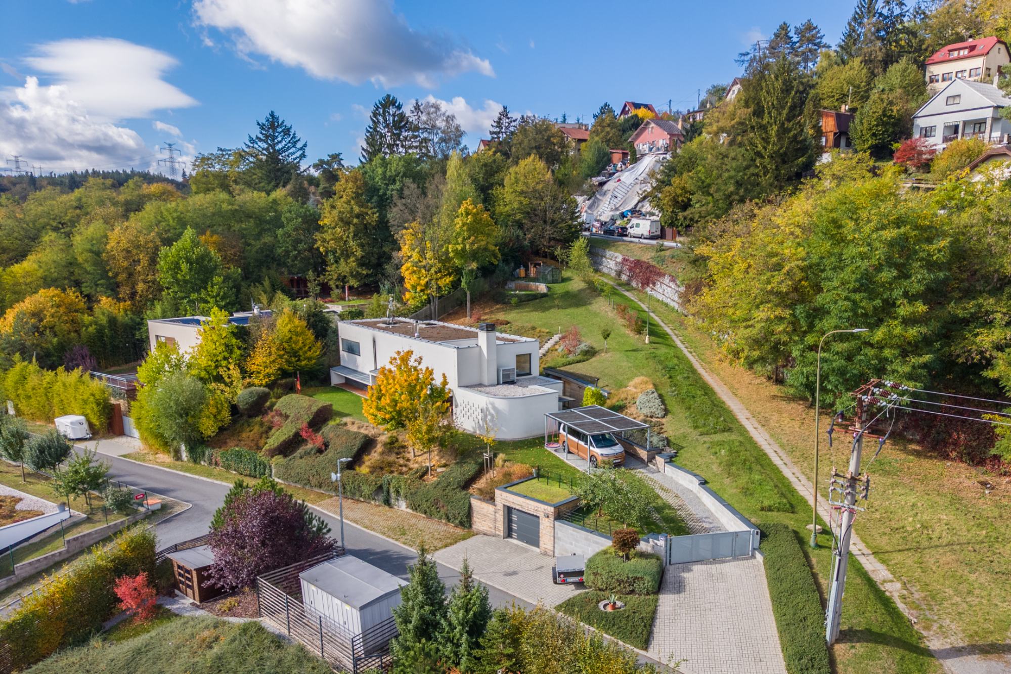 Sale of a 4+kt family house with sauna and 3 terraces