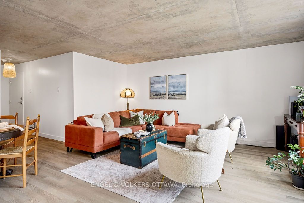 475 Laurier Ave W 1602, Ottawa Centre
