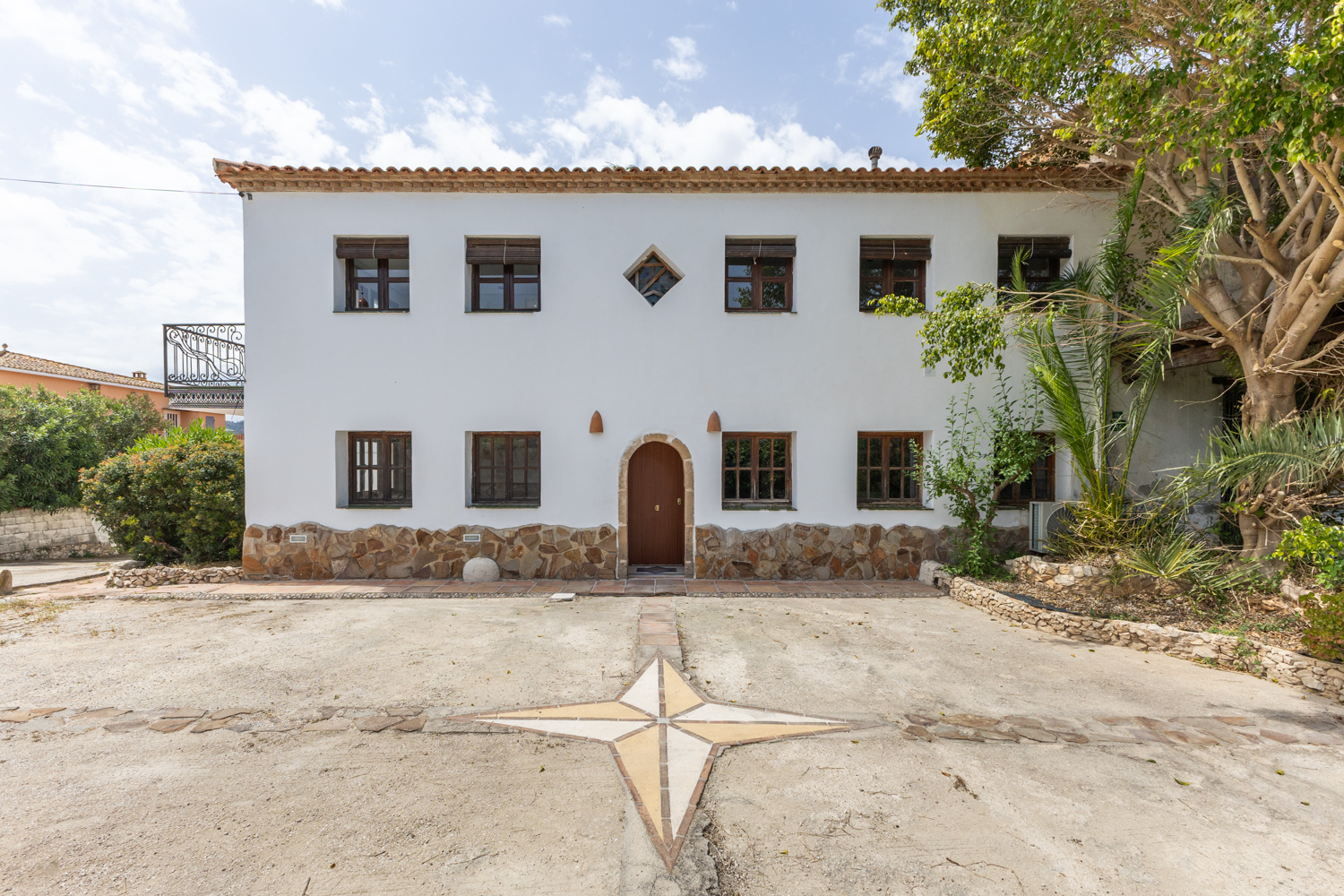 Unique opportunity for investors! Perfect villa for a SPA, boutique hotel, B&B or exclusive hammam.