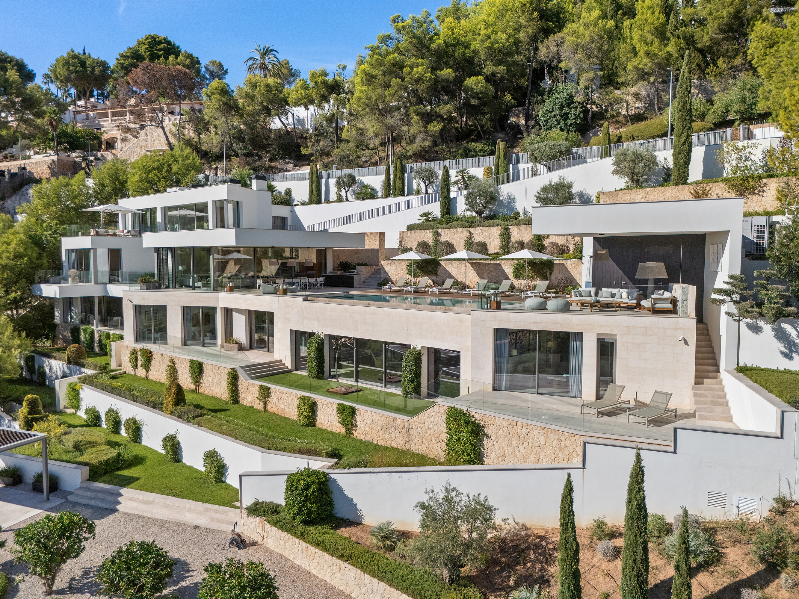 Exceptional contemporary villa in Son Vida
