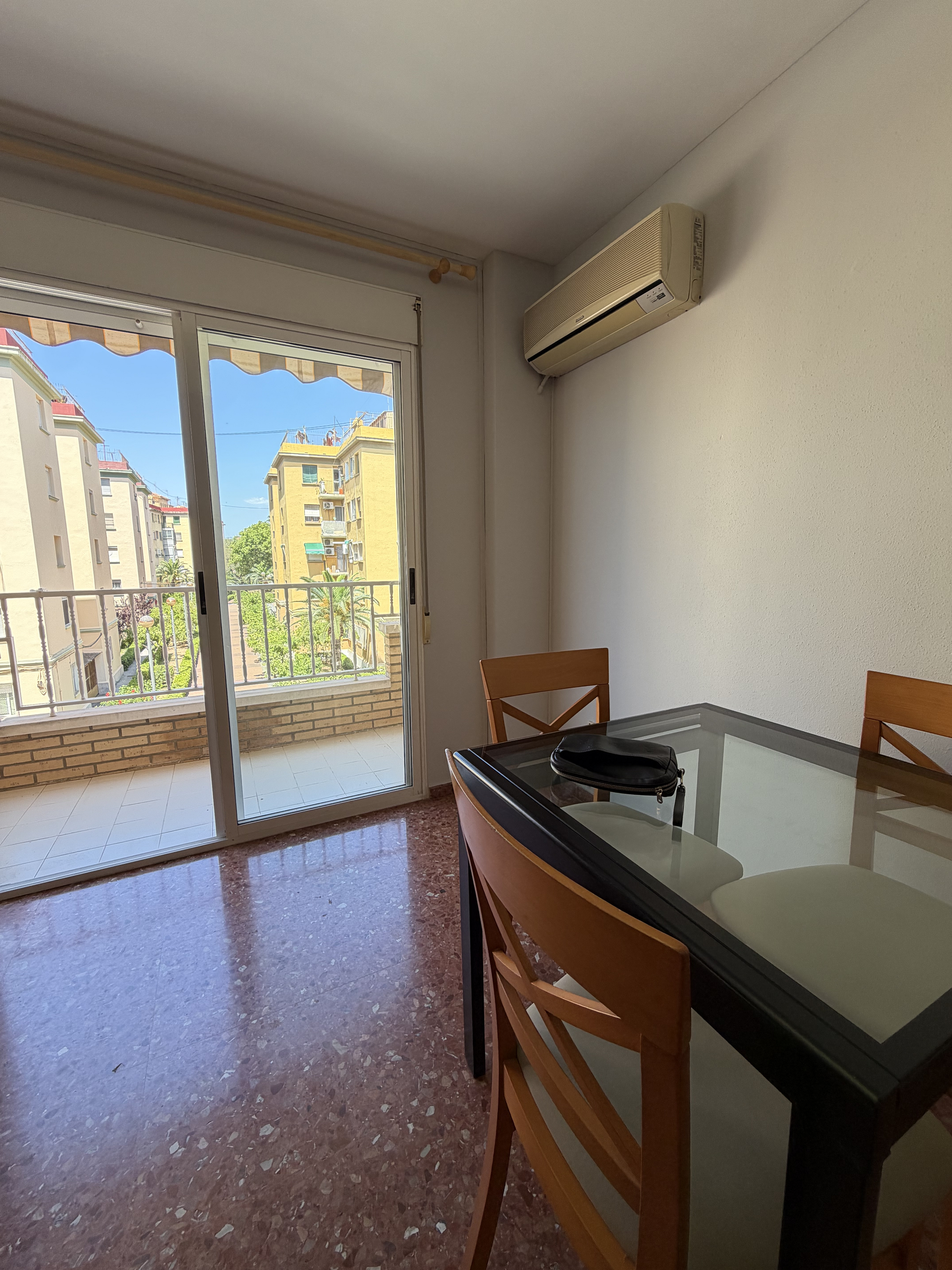 Spacious home in Camp de Morvedre
