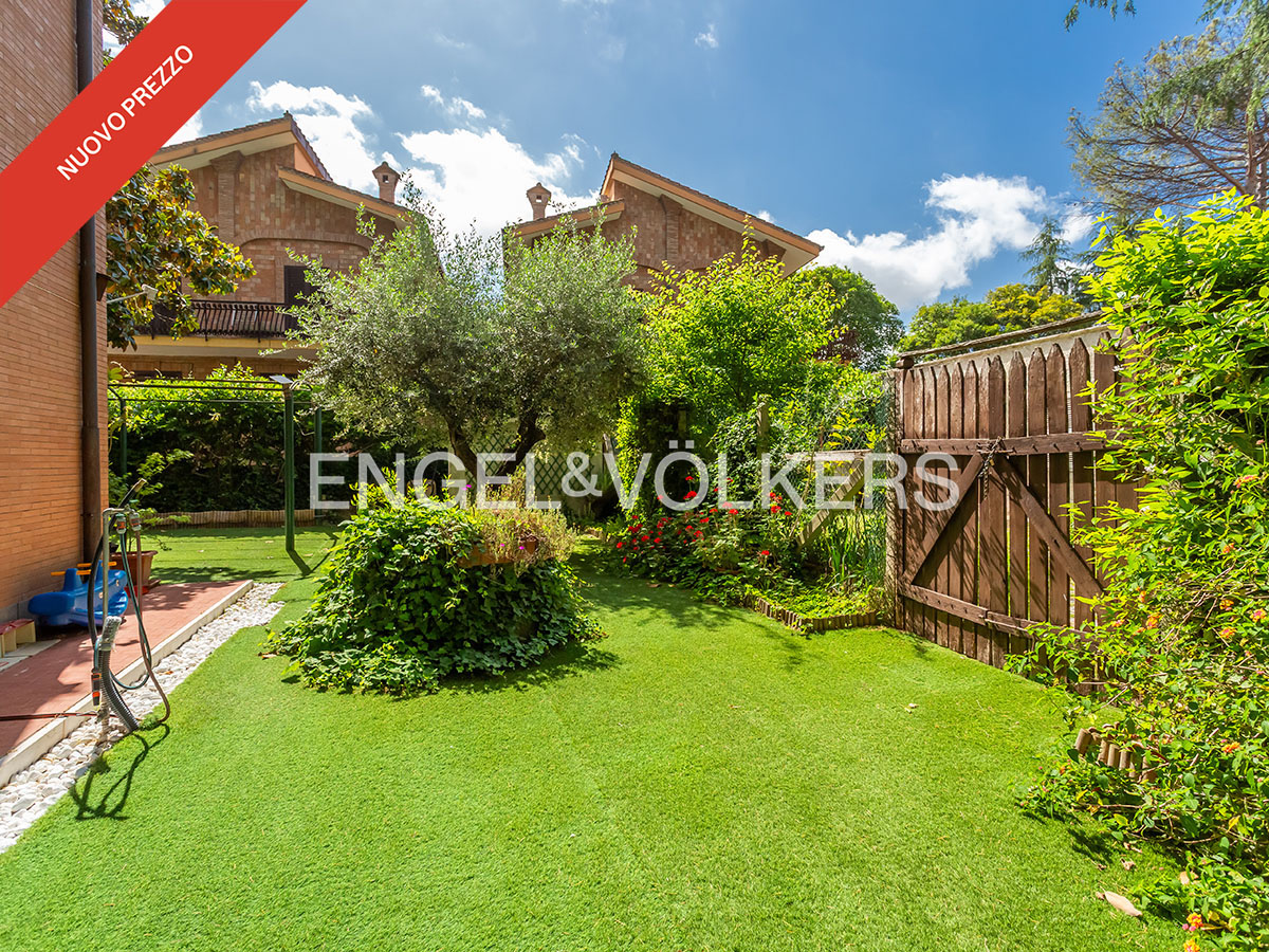 Quarto Miglio, bright four-room apartment with garden