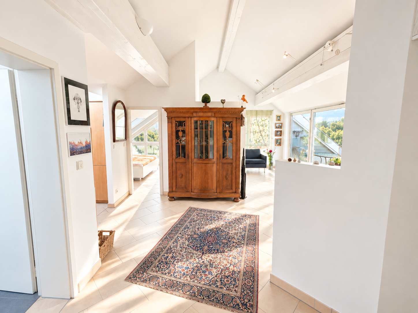 Exklusive Dachgeschosswohnung am Killesberg mit Fernblick