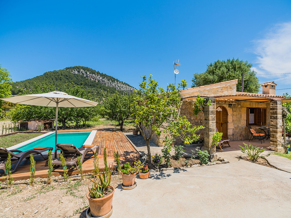 "CAN BISQUERRA"  Holiday Rentals in Pollensa