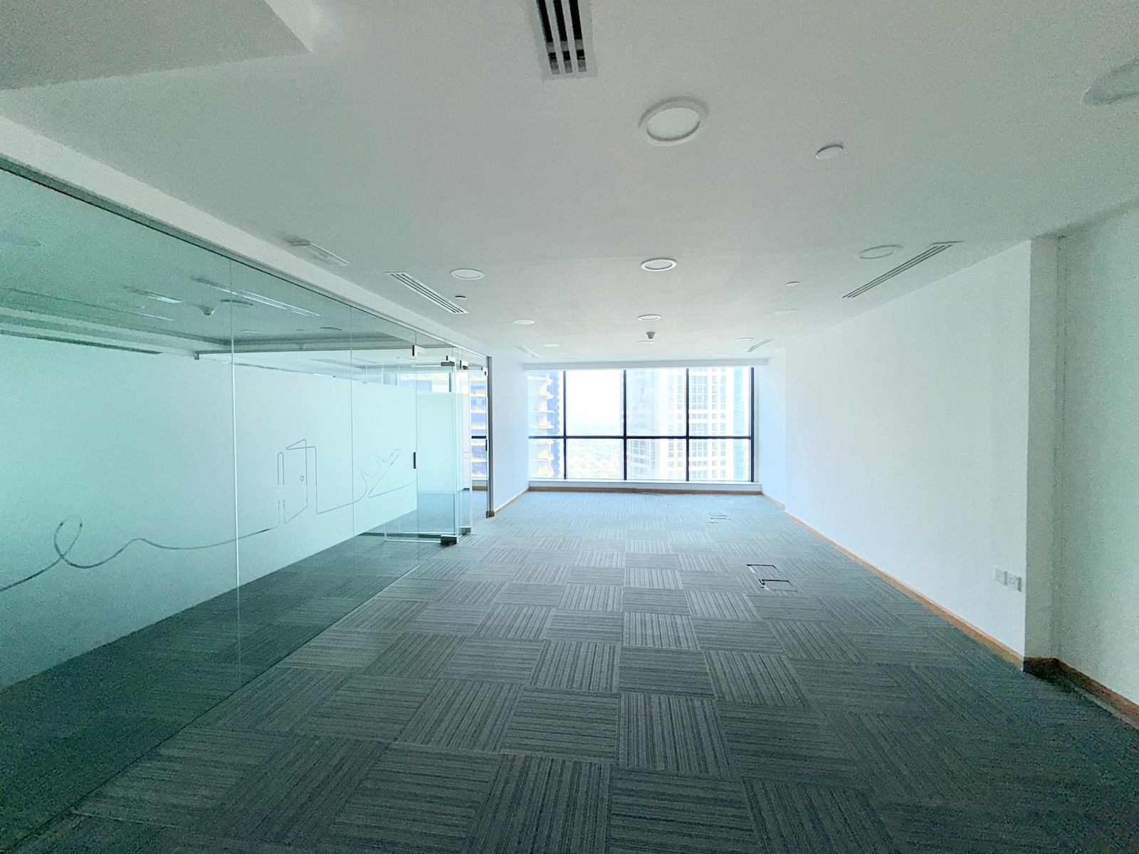 Partitioned Office | High Floor | Vacant