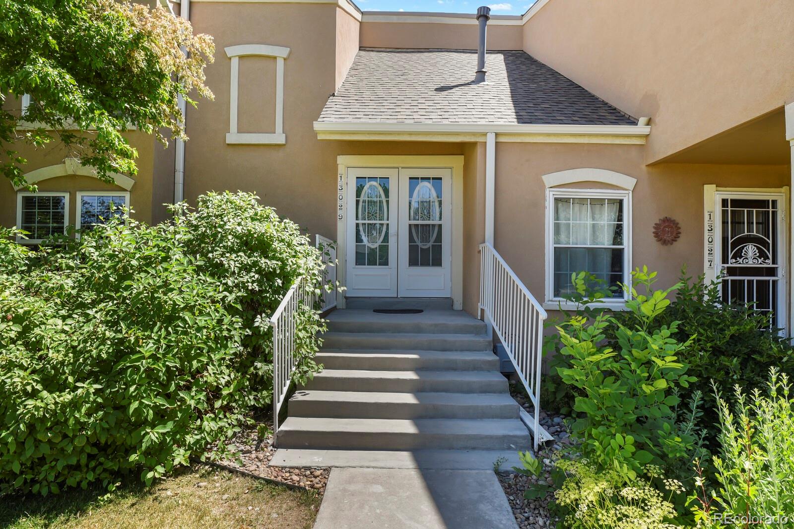 Exceptional Amenities, Beautifully Renovated Townhome