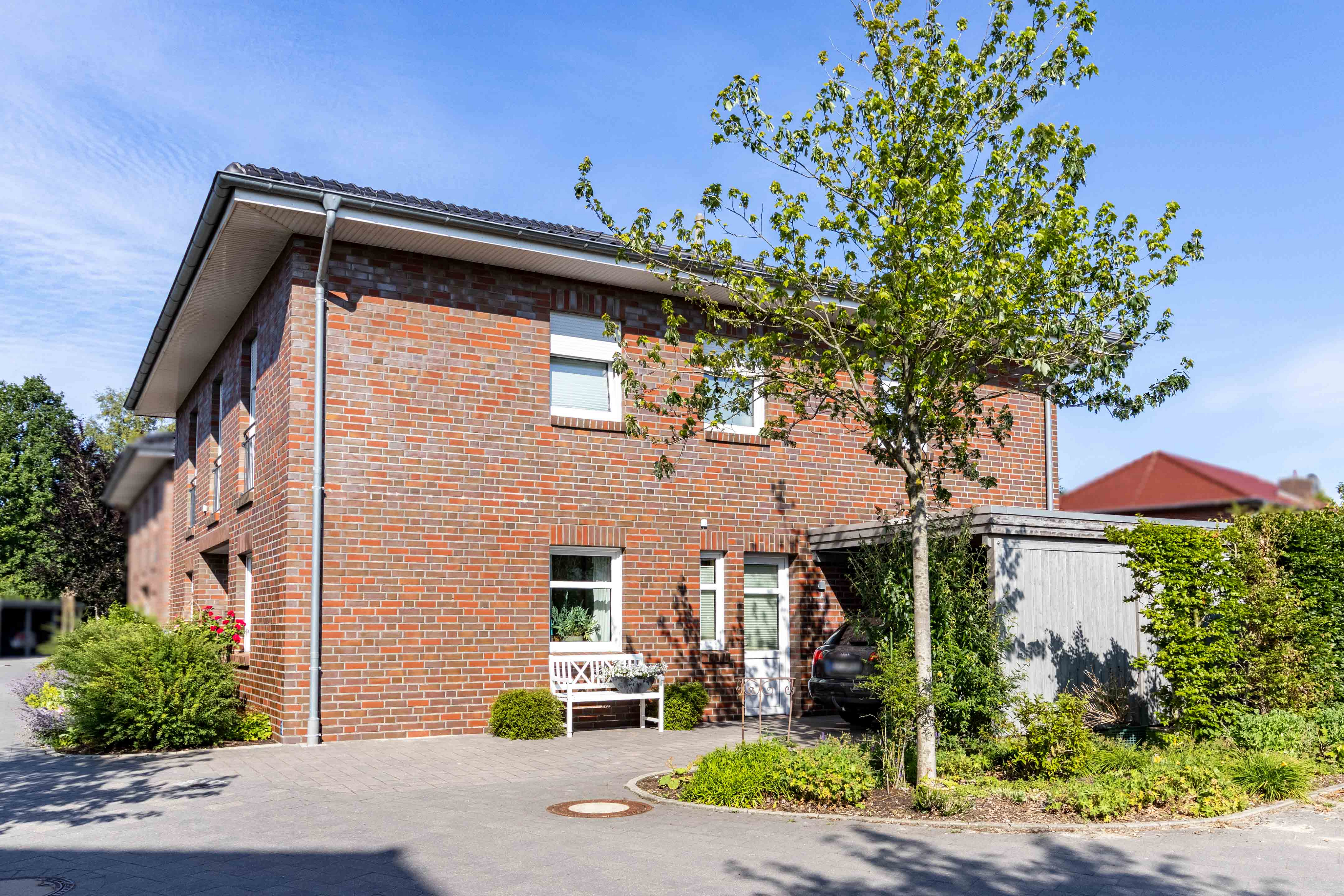 Zweifamilienhaus mit guter Energieeffizienz in zentraler Lage