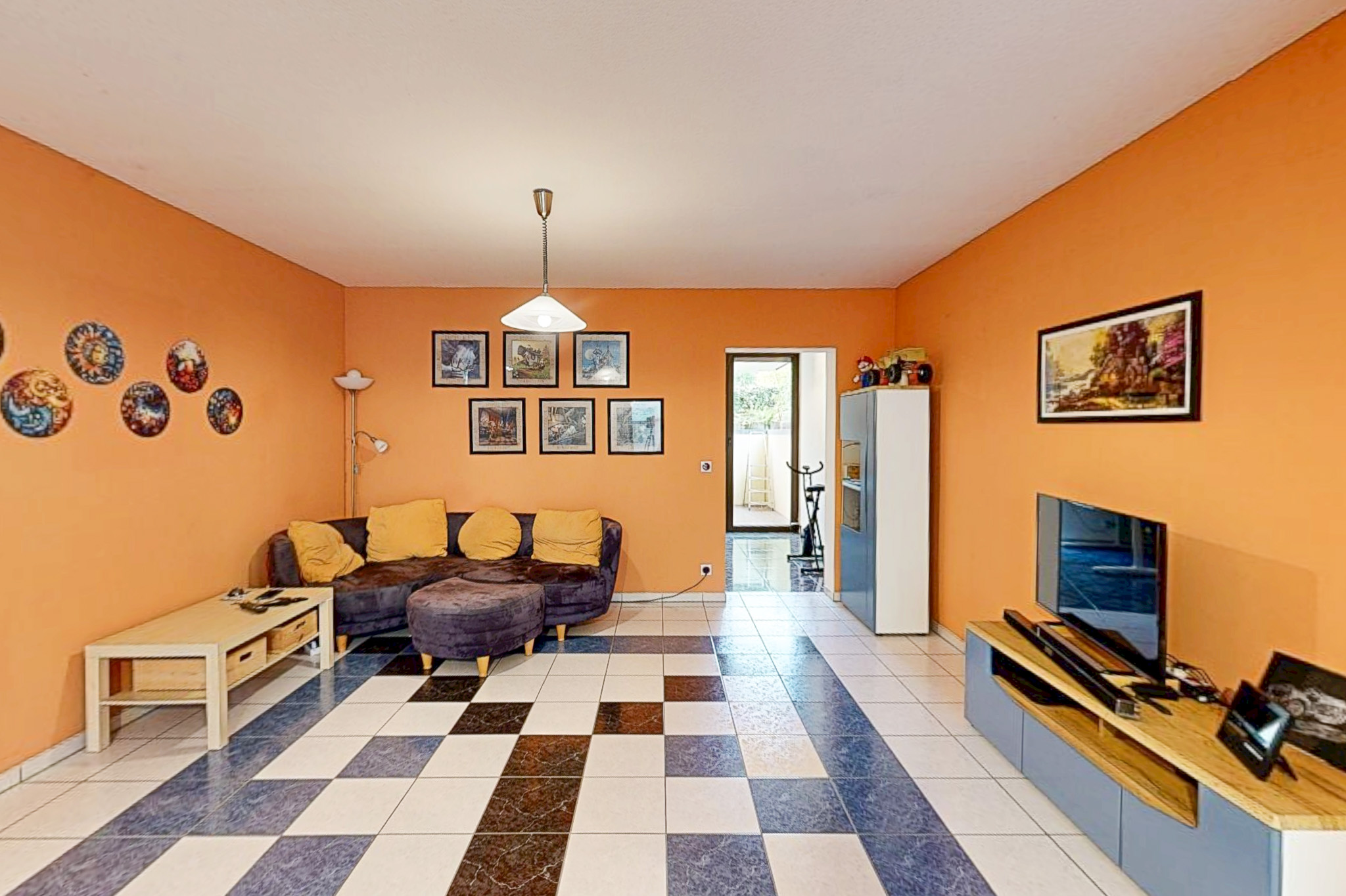 Attraktive 3-Zimmer-Wohnung mit zwei Freisitzen in ruhiger Lage von Bodenheim