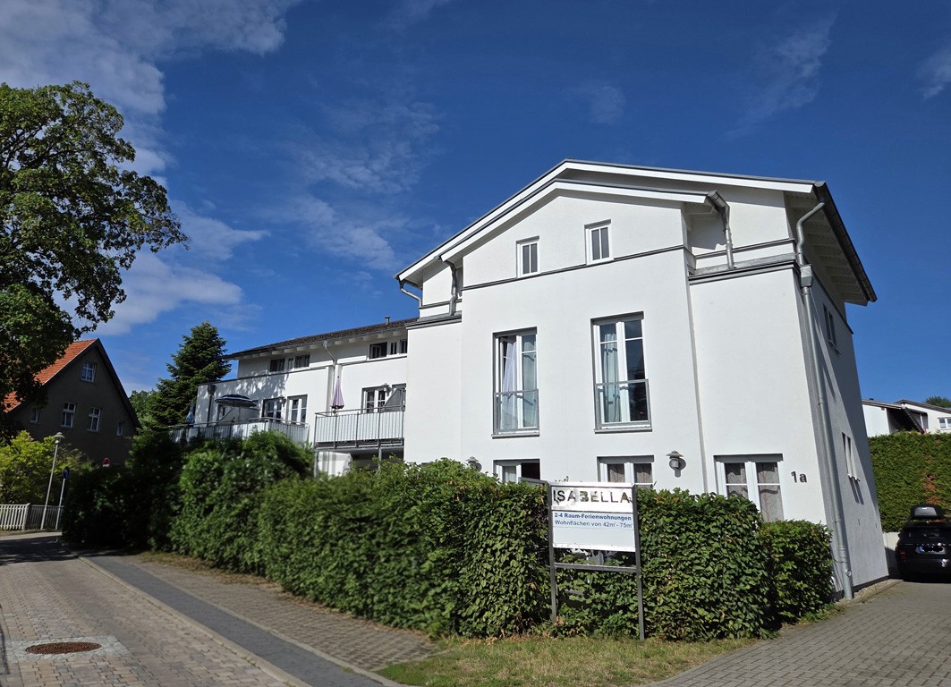 Kapitalanlage und Rückzugsort zugleich – Maisonette mit Sauna und Kamin nahe der Ostsee