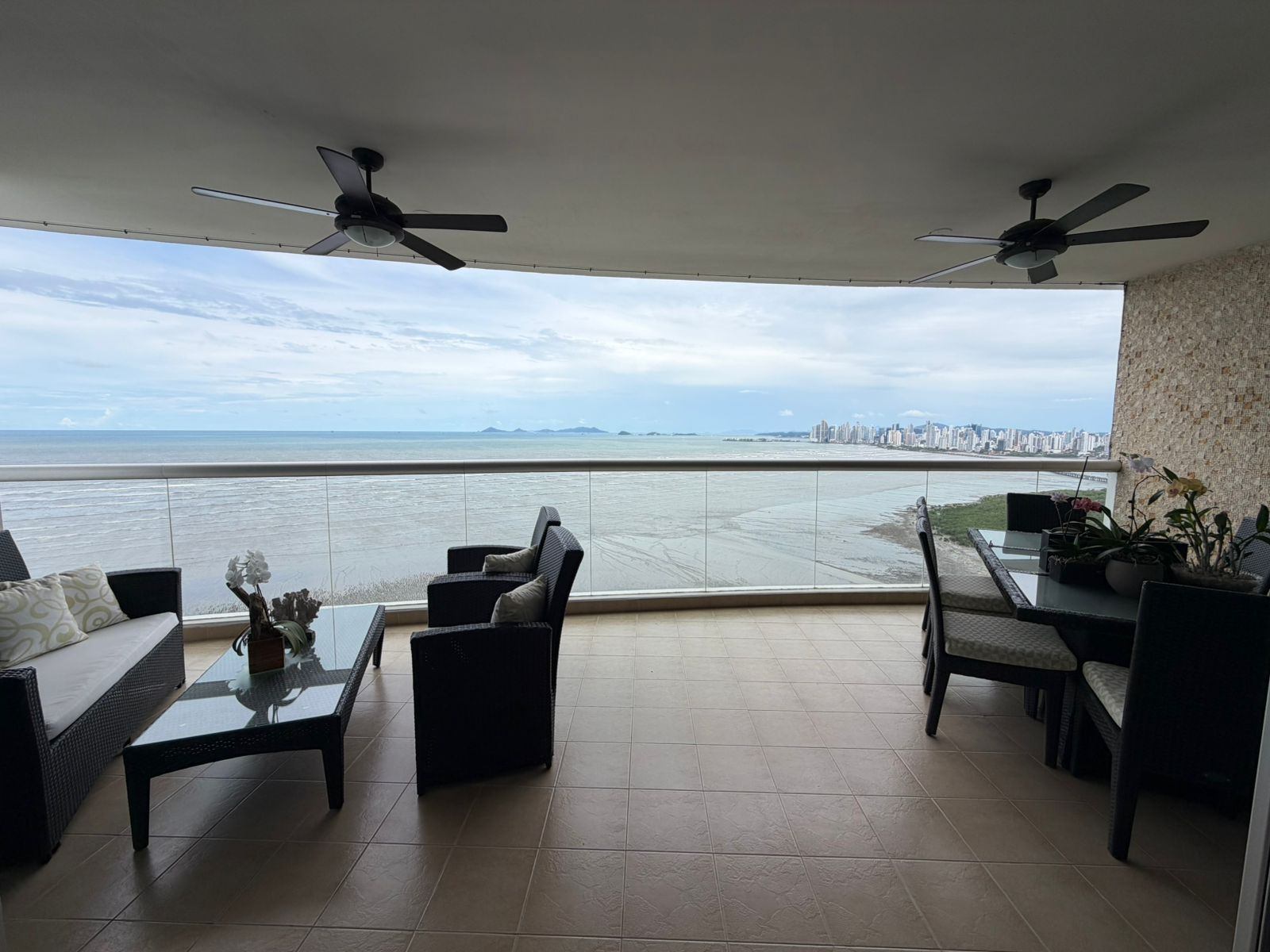 Luxury Oceanfront Apartment for Sale