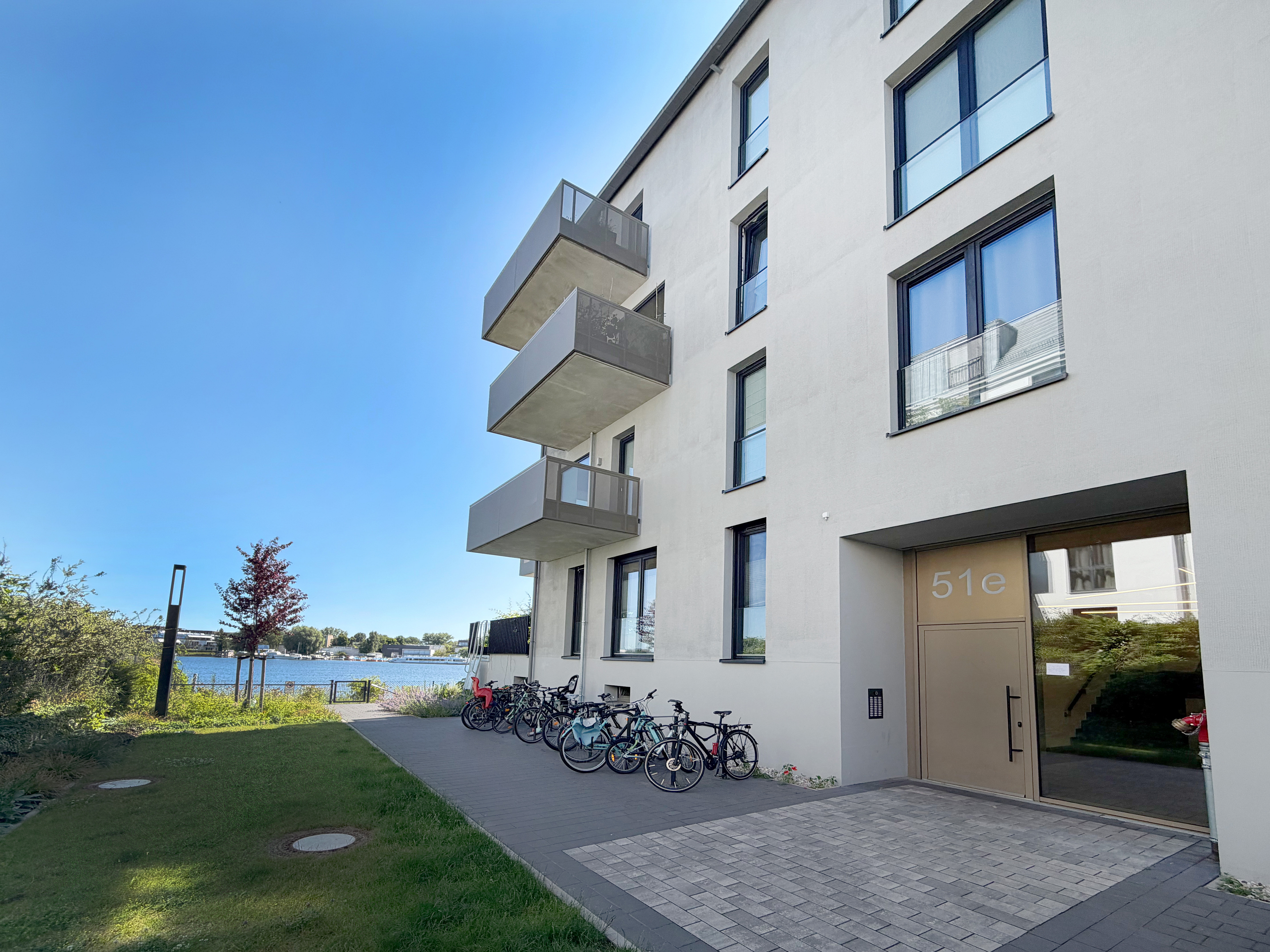 Exklusive 3-Zimmer-Neubauwohnung mit Premium-Ausstattung in 52° Nord