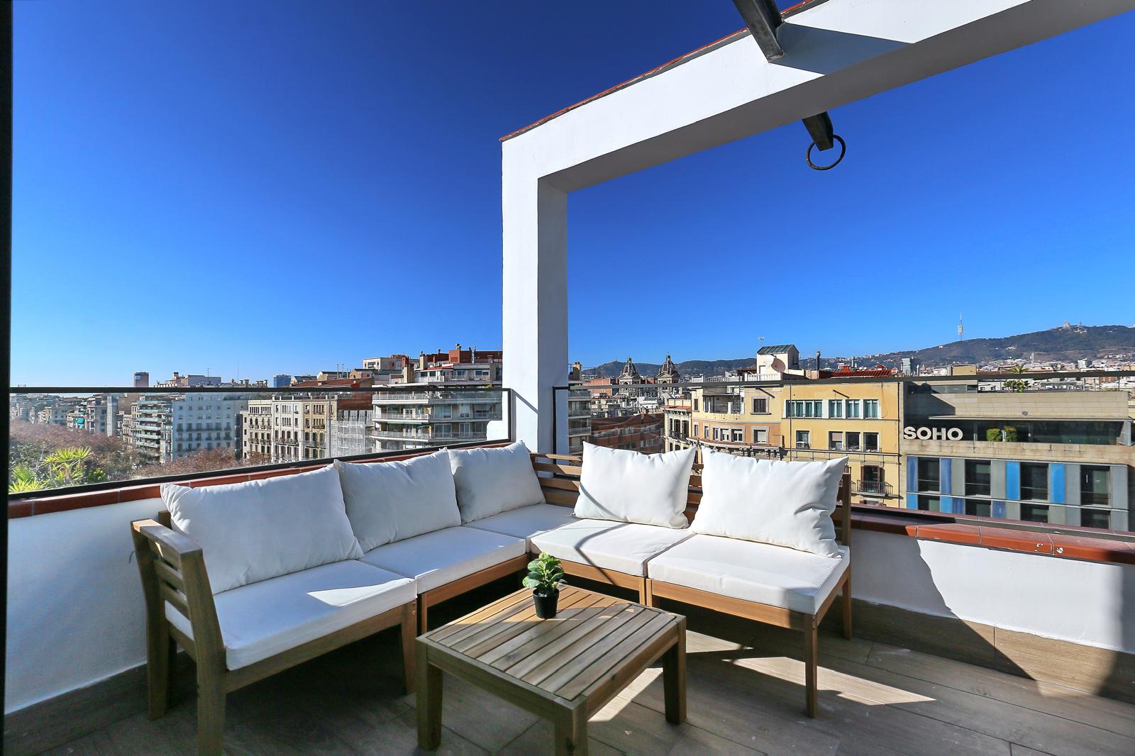 Completed new construction in central Esplugues