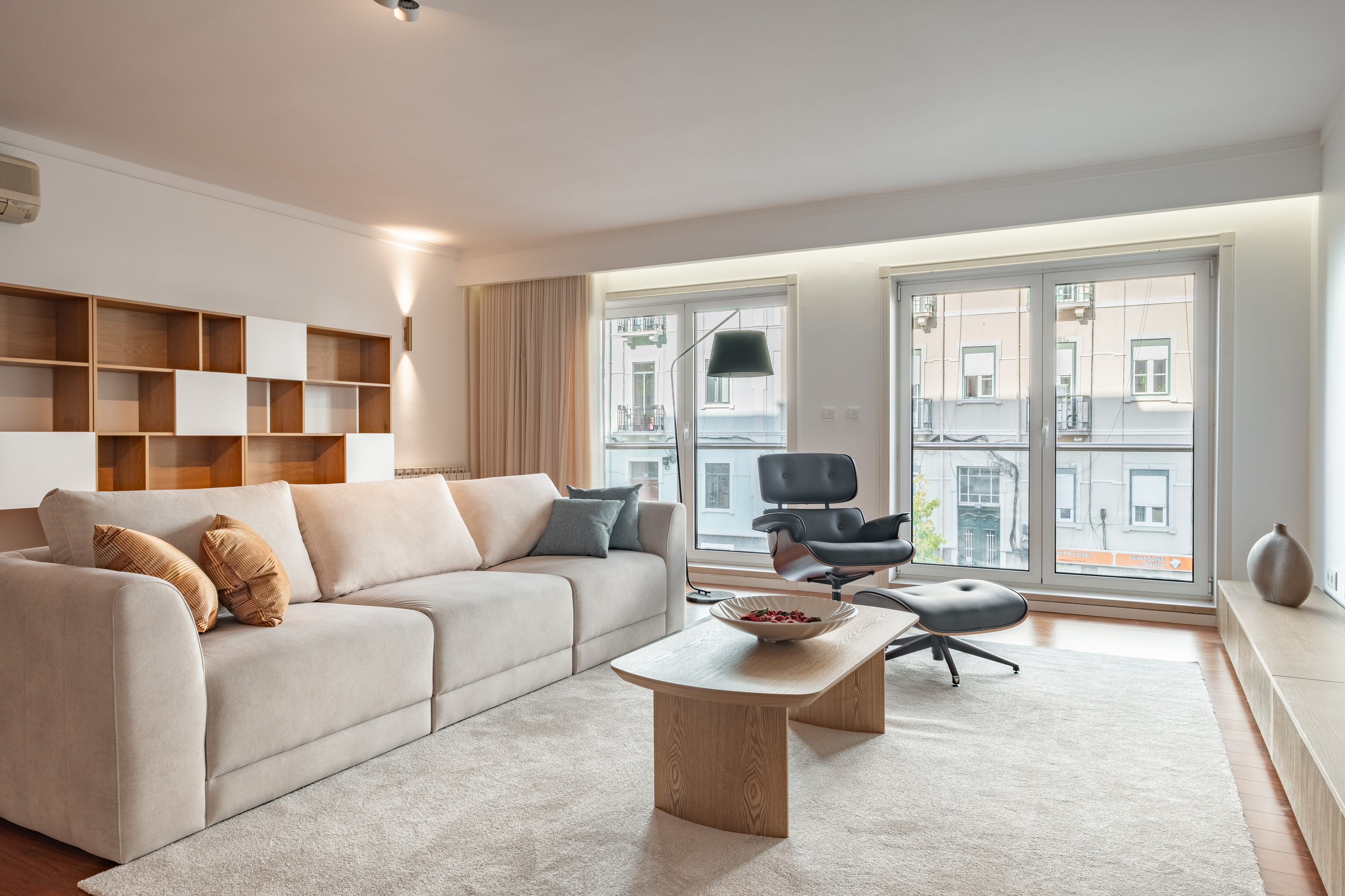 Luxury 3-Bedroom Apartment in Avenidas Novas