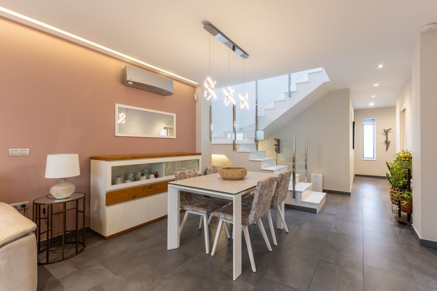 Exklusives Reihenhaus mit modernem Design in Nules .