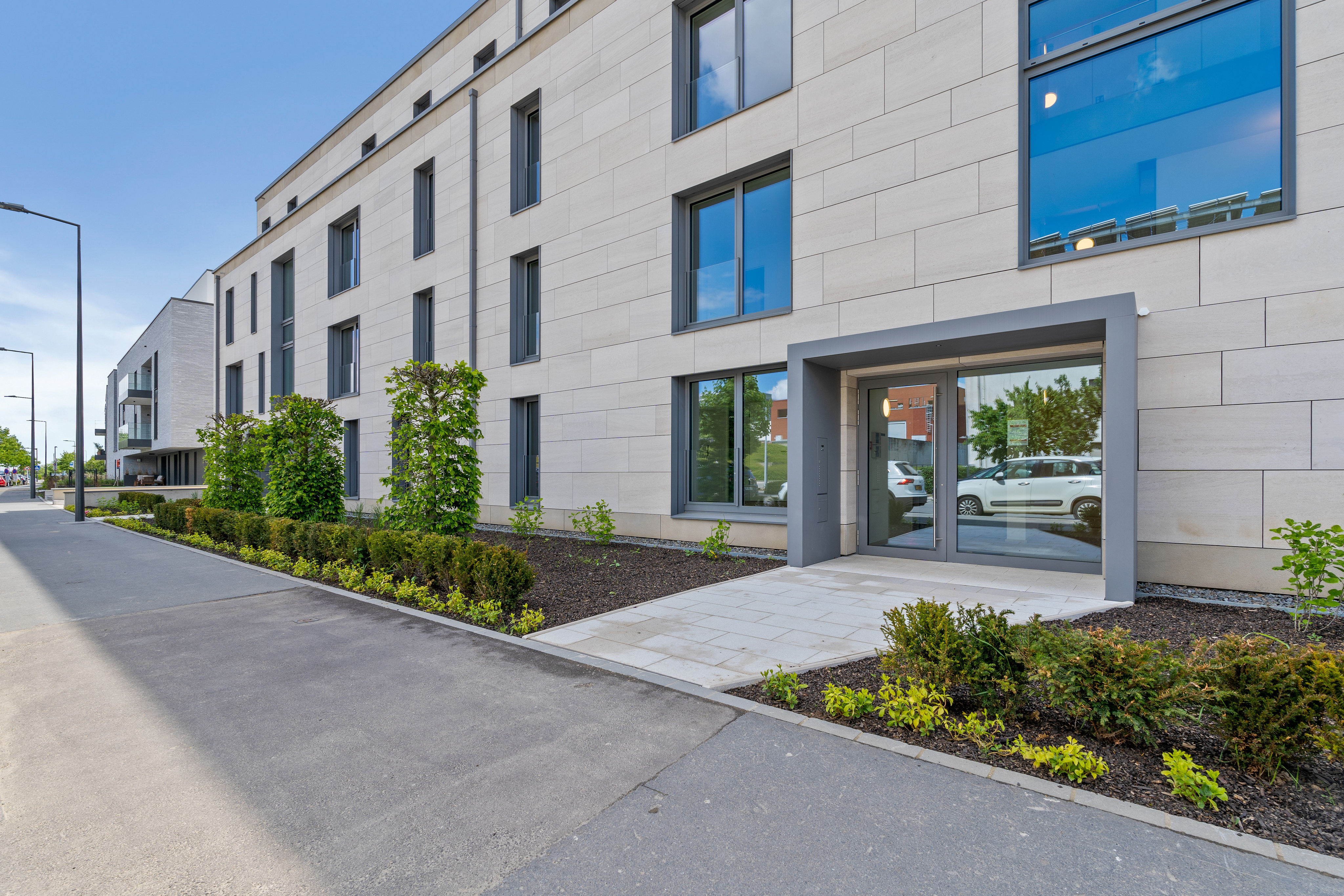 Bel appartement deux chambres avec une belle terrasse couverte