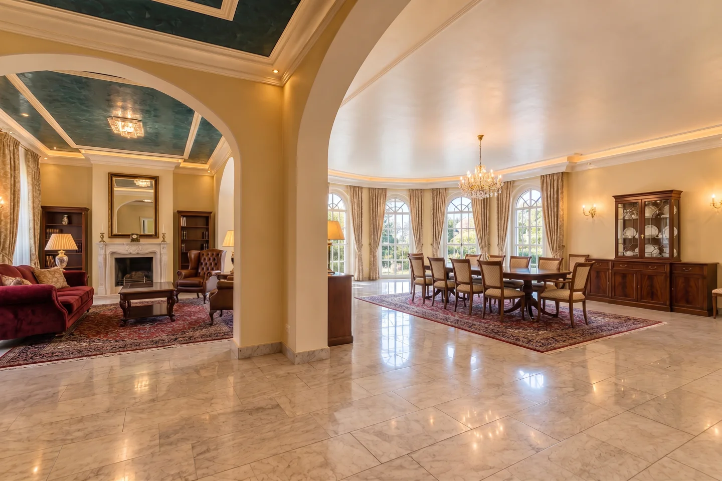 Hochwertige Wohnung in mediterran gestalteter Villa mit besonderem Charme - Photo 4