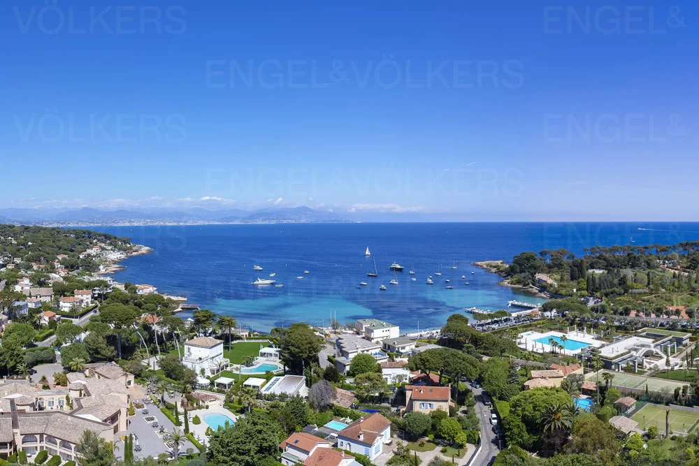 New Construction, heart of the Cap d'Antibes