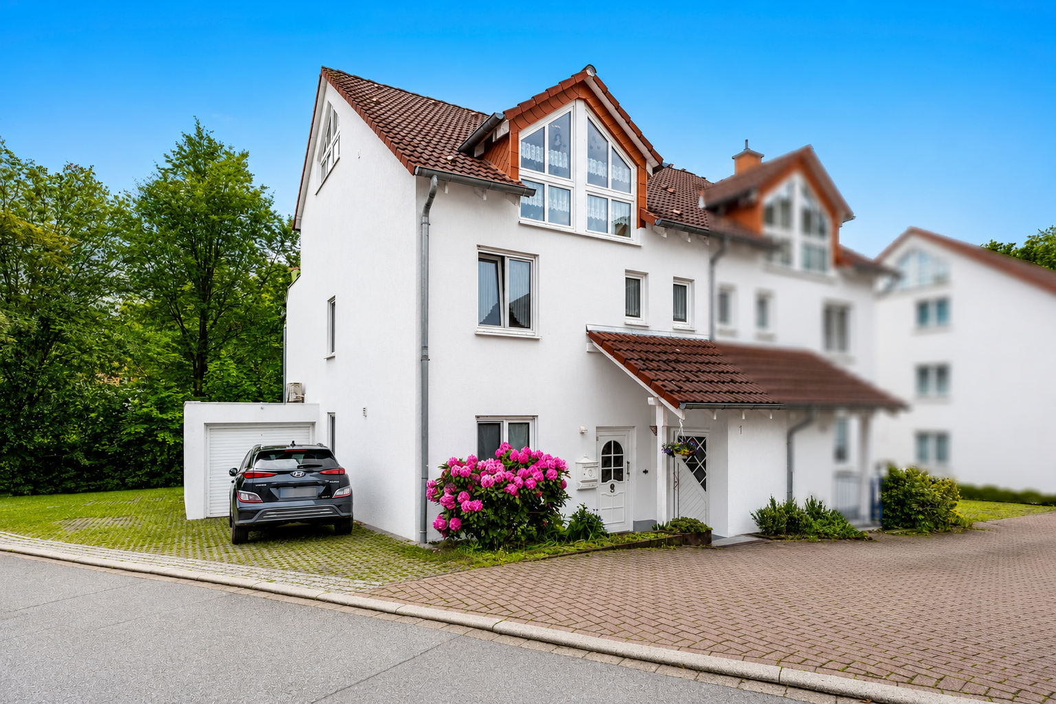 Hausgefühl inklusive – großzügige Maisonettewohnung mit Reihenhauscharakter