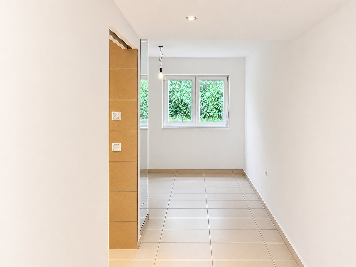 Bezugsfrei ! Modernes 1-Zimmer-Souterrain-Apartment in Berlin-Dahlem